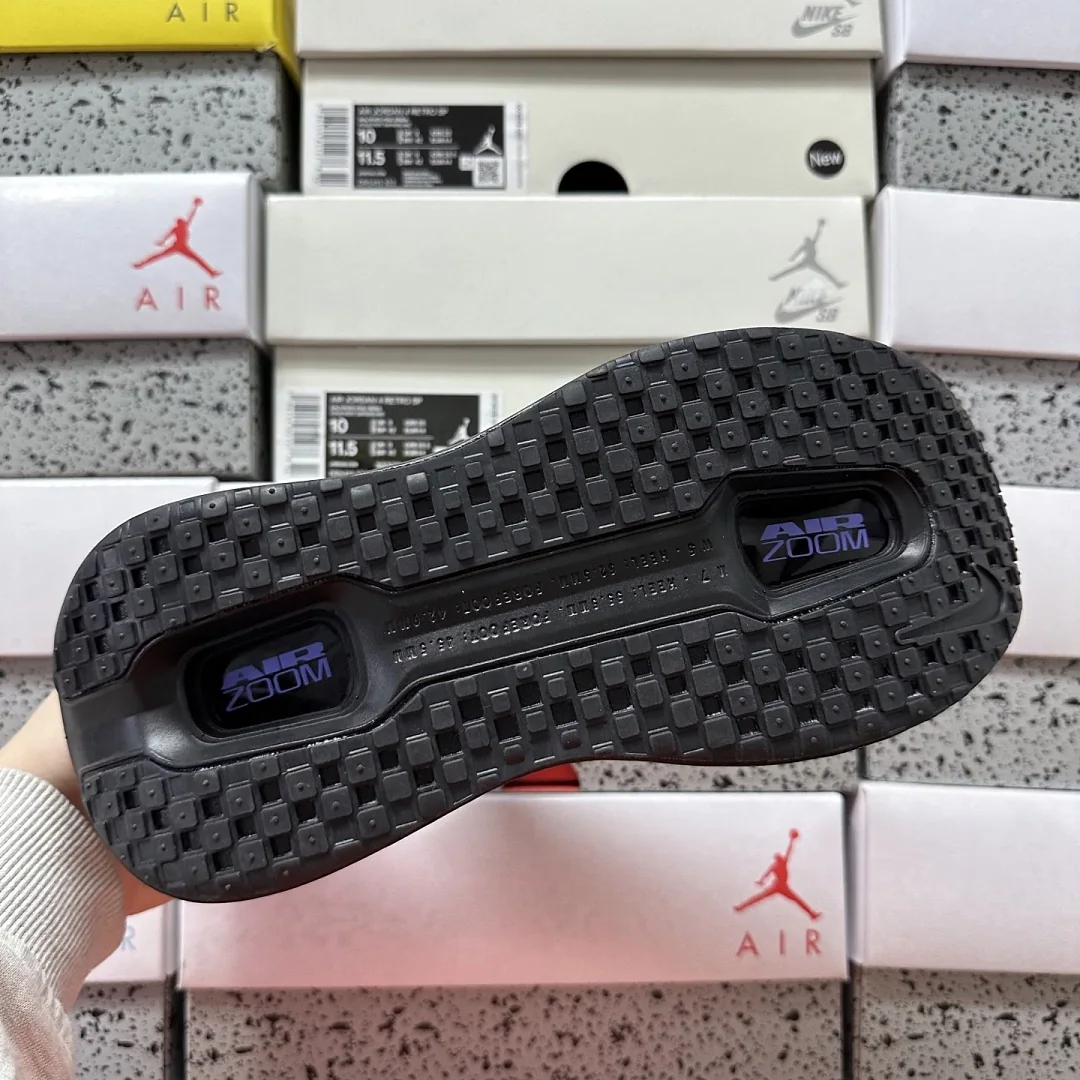 나이키 [5A] 보메로 프리미엄 블랙 퍼플 HQ2050-002 201635 Nike Vomero Premium 상세 이미지 10