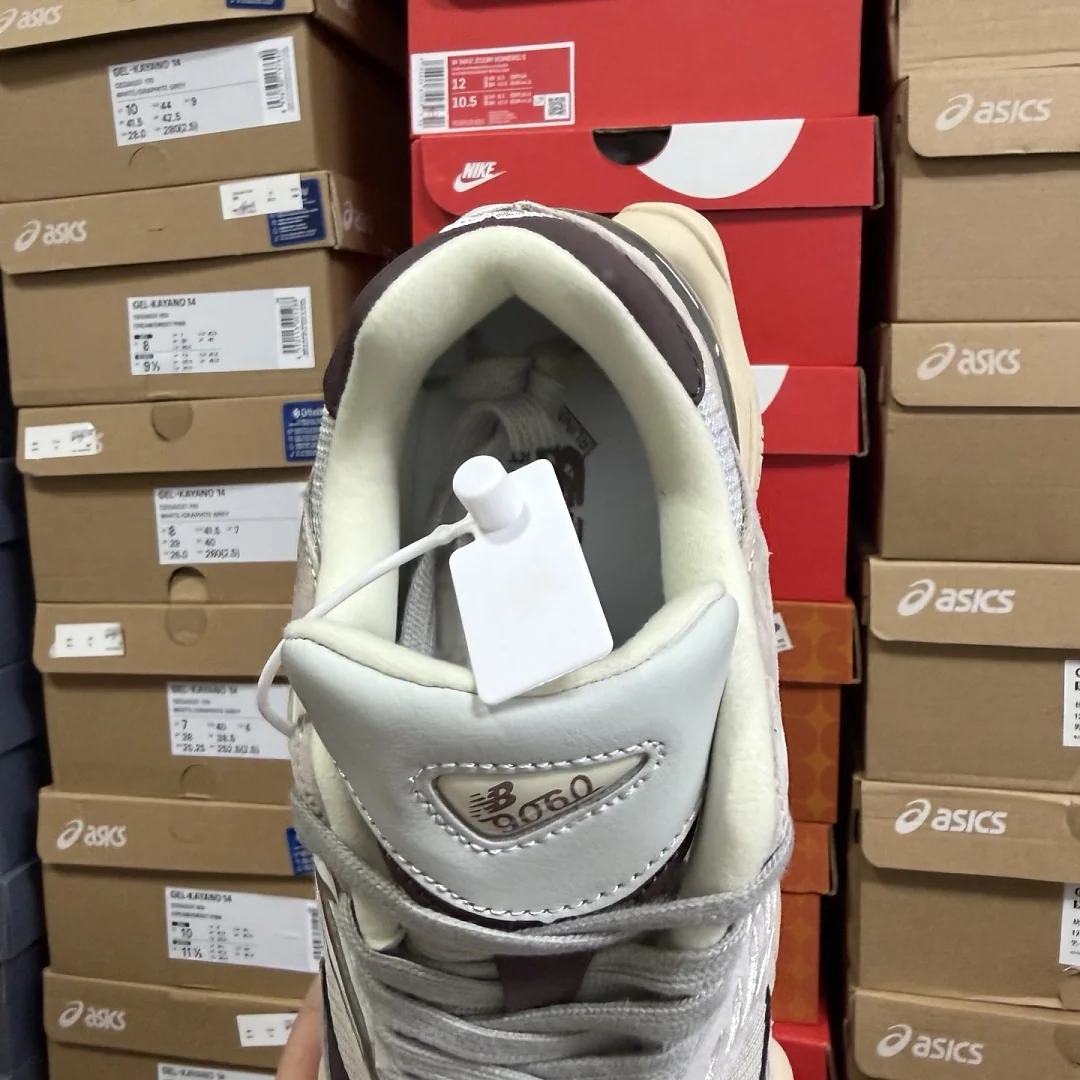 뉴발란스 [C] 9060 브라운 U9060FNA 202104 New Balance 9060 상세 이미지 4