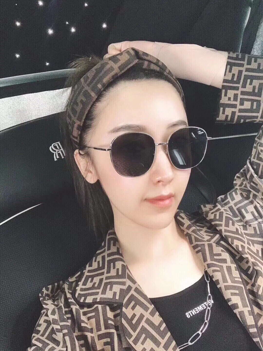 펜디 클래식 컬러 헤드밴드 헤어악세사리 상세 이미지 2