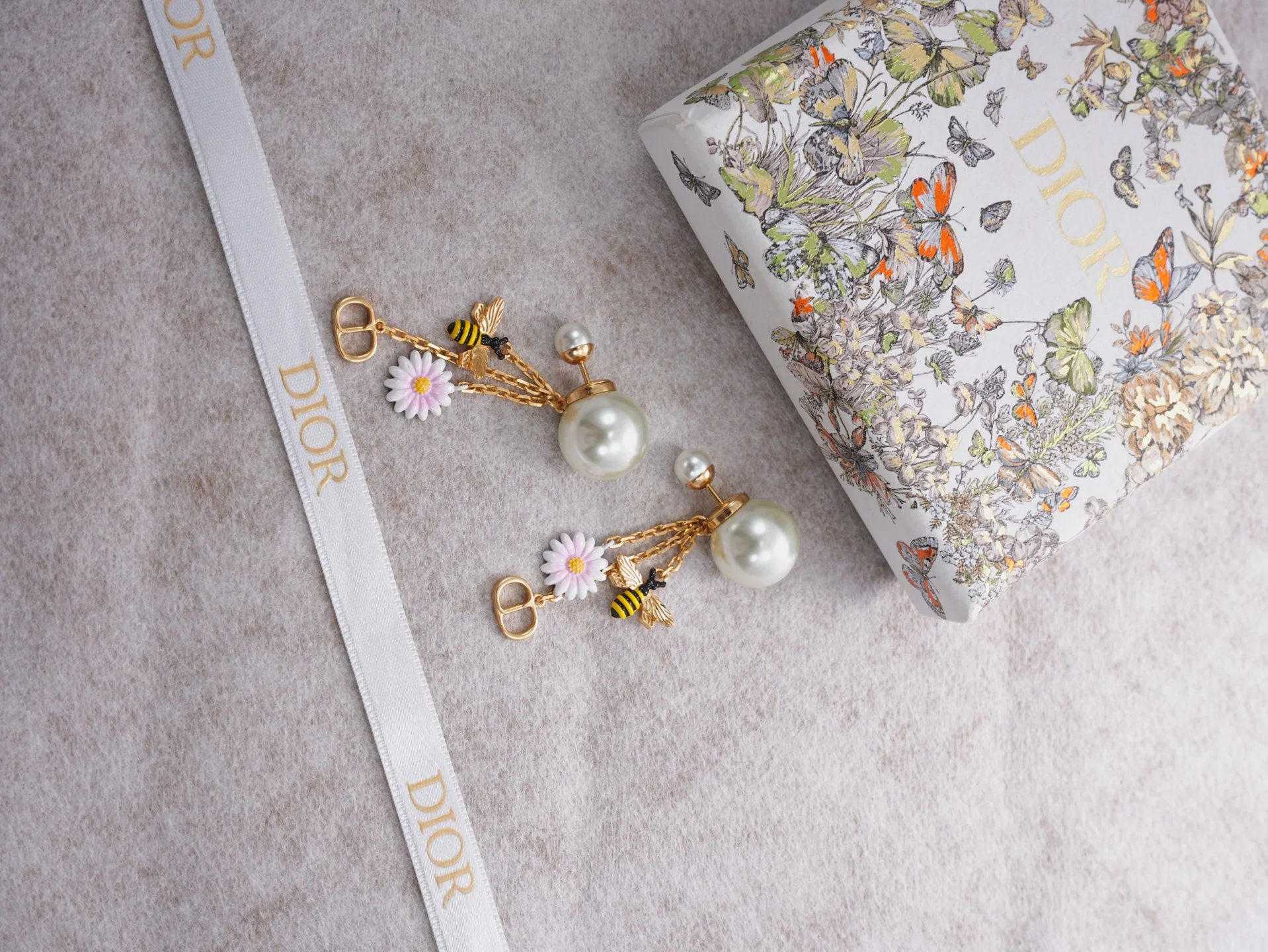 디올 귀걸이 60498 Dior Earrings 상세 이미지 2