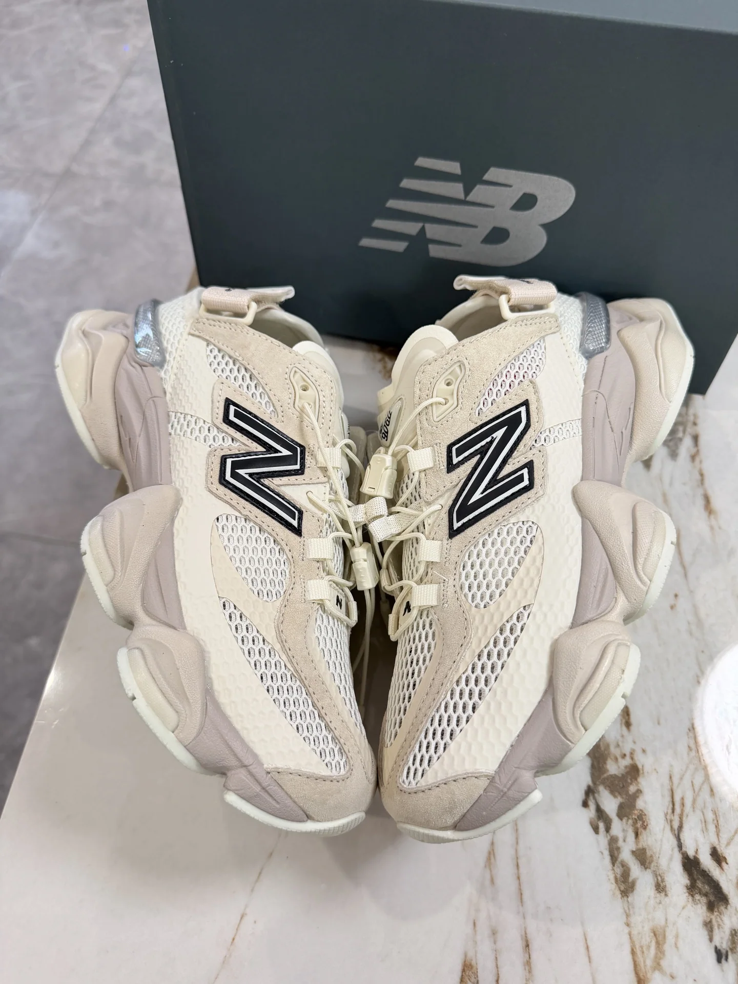 뉴발란스 NB9060 뮬 샌달 상세 이미지 2