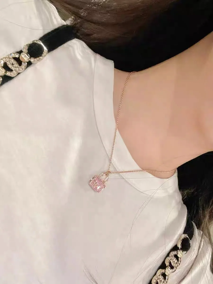 에르메스 핑크 다이아몬드 장식 콘스탄스 목걸이 상세 이미지 6
