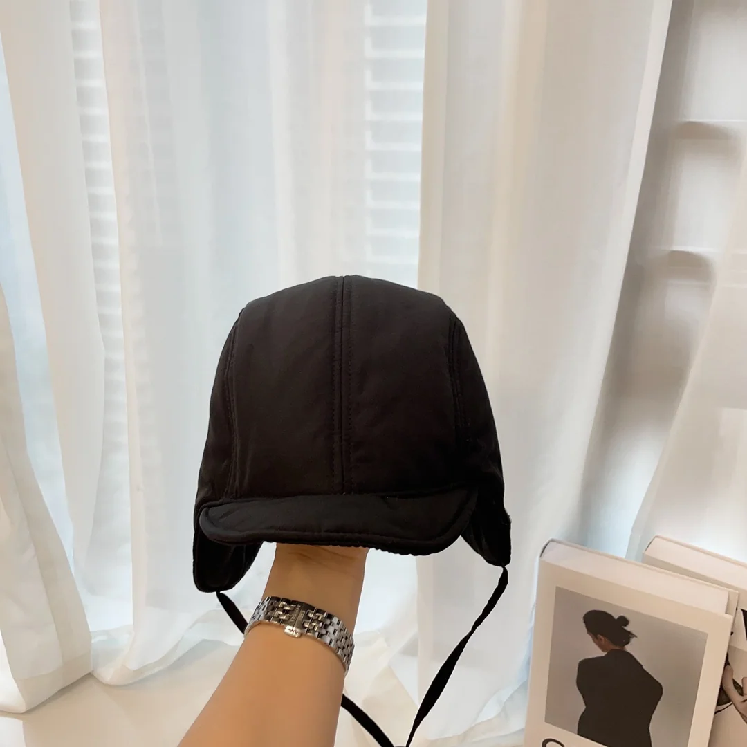 프라다 나일론 플라이트 햇 모자 상세 이미지 3