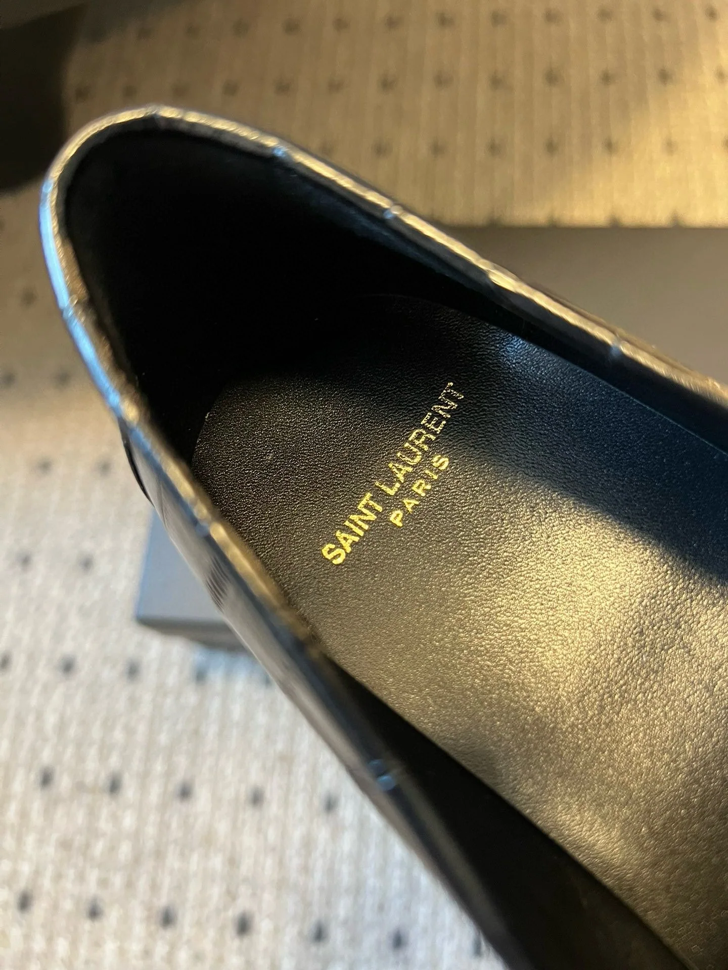 생로랑 메탈릭 YSL 로고 에나멜 로퍼 9380 상세 이미지 7