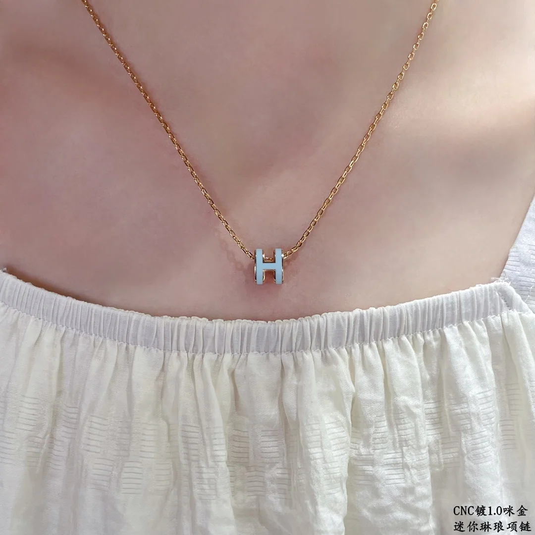 에르메스 스카이 블루 미니 H 에나멜 목걸이 70390