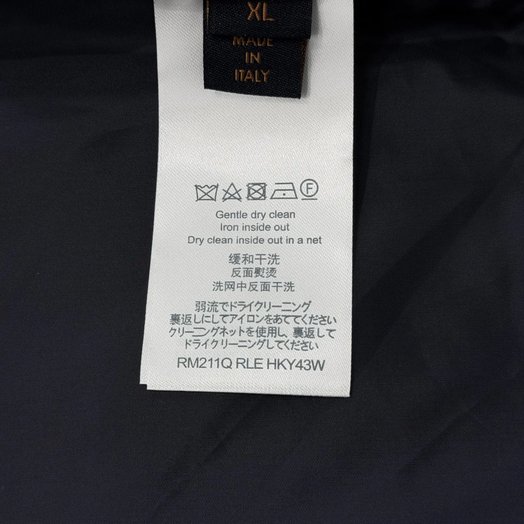 루이비통 로고 자수 후드 집업 자켓 남성 상세 이미지 9