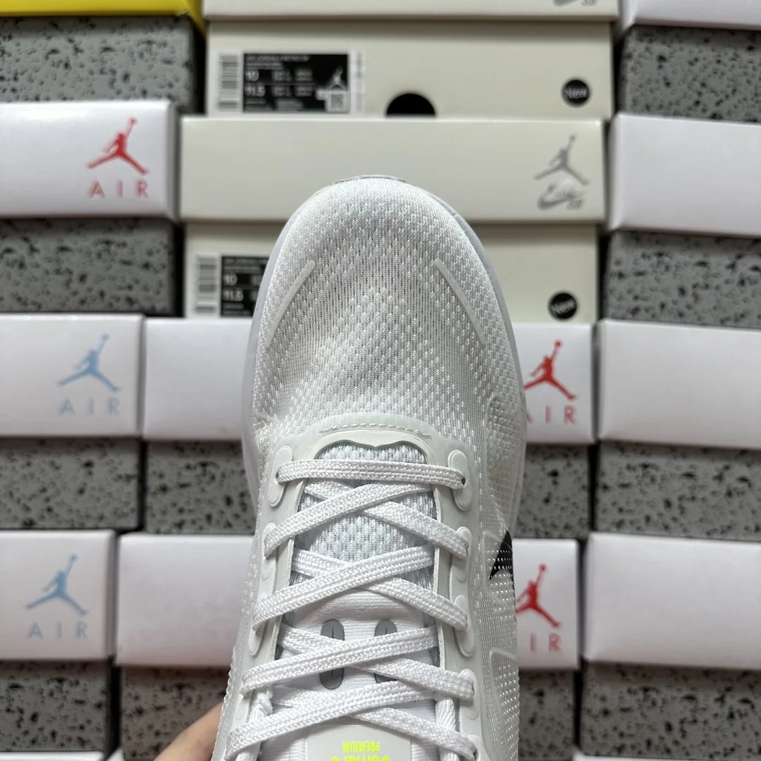 나이키 [5A] 보메로 프리미엄 화이트 블랙 HQ2050-300 201643 Nike Vomero Premium 상세 이미지 5