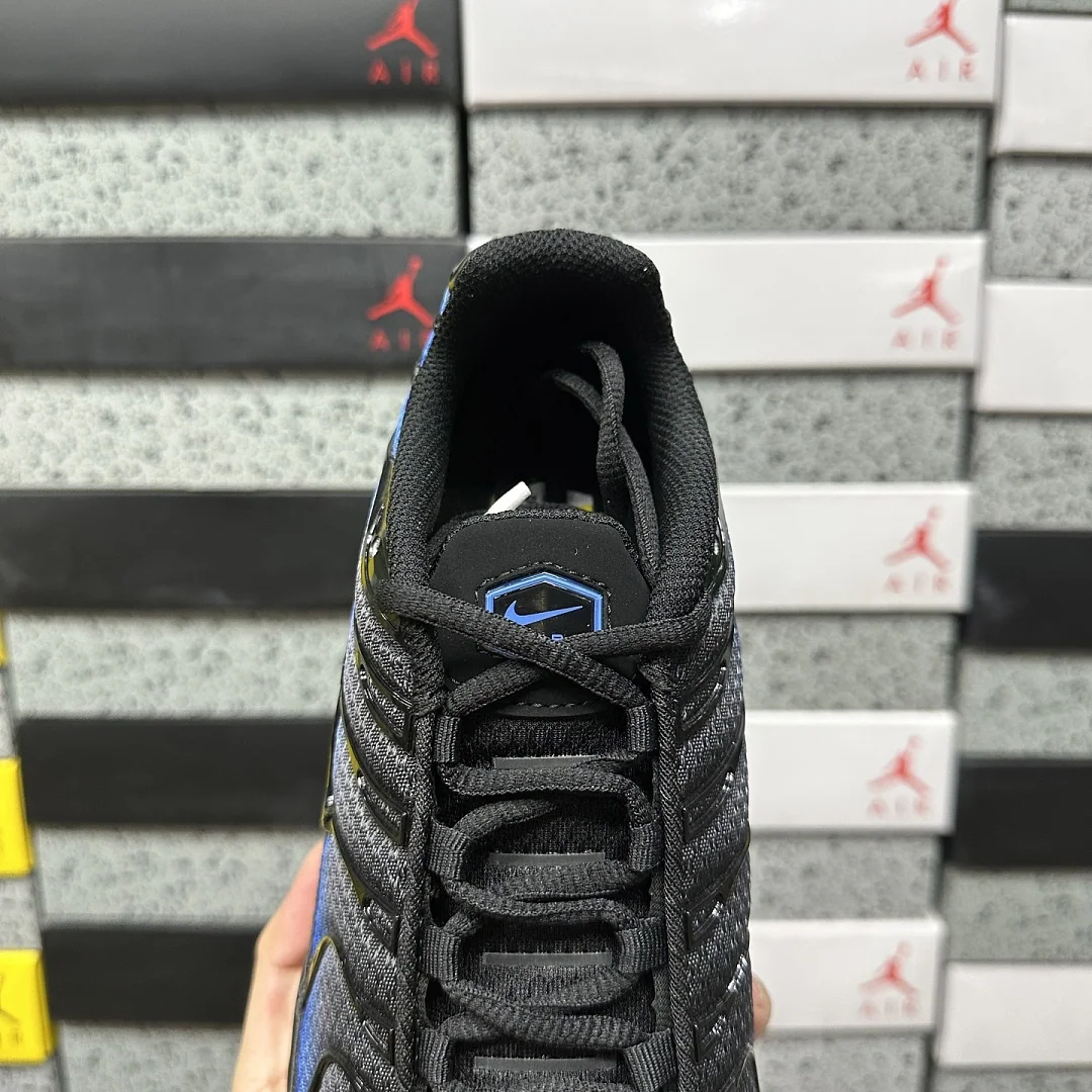 나이키 [DF] 에어 맥스 플러스 DM0032-041 201550 Nike Air Max Plus Black Blue Crystal 상세 이미지 2