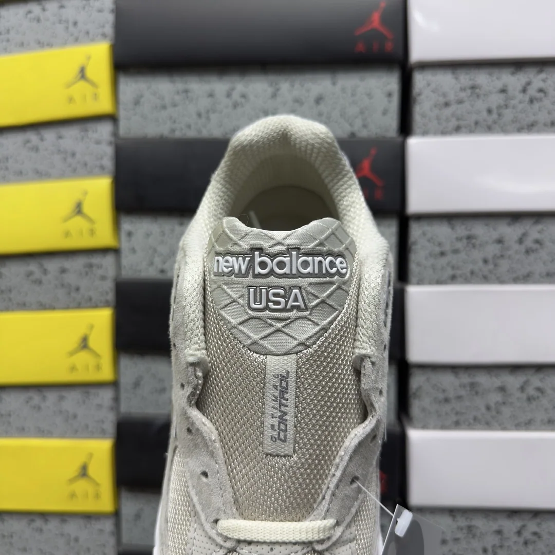 뉴발란스 [ZC] 990v3 MiUSA U990KT3 202252 New Balance 990v3 MiUSA Kith Hallow 상세 이미지 5