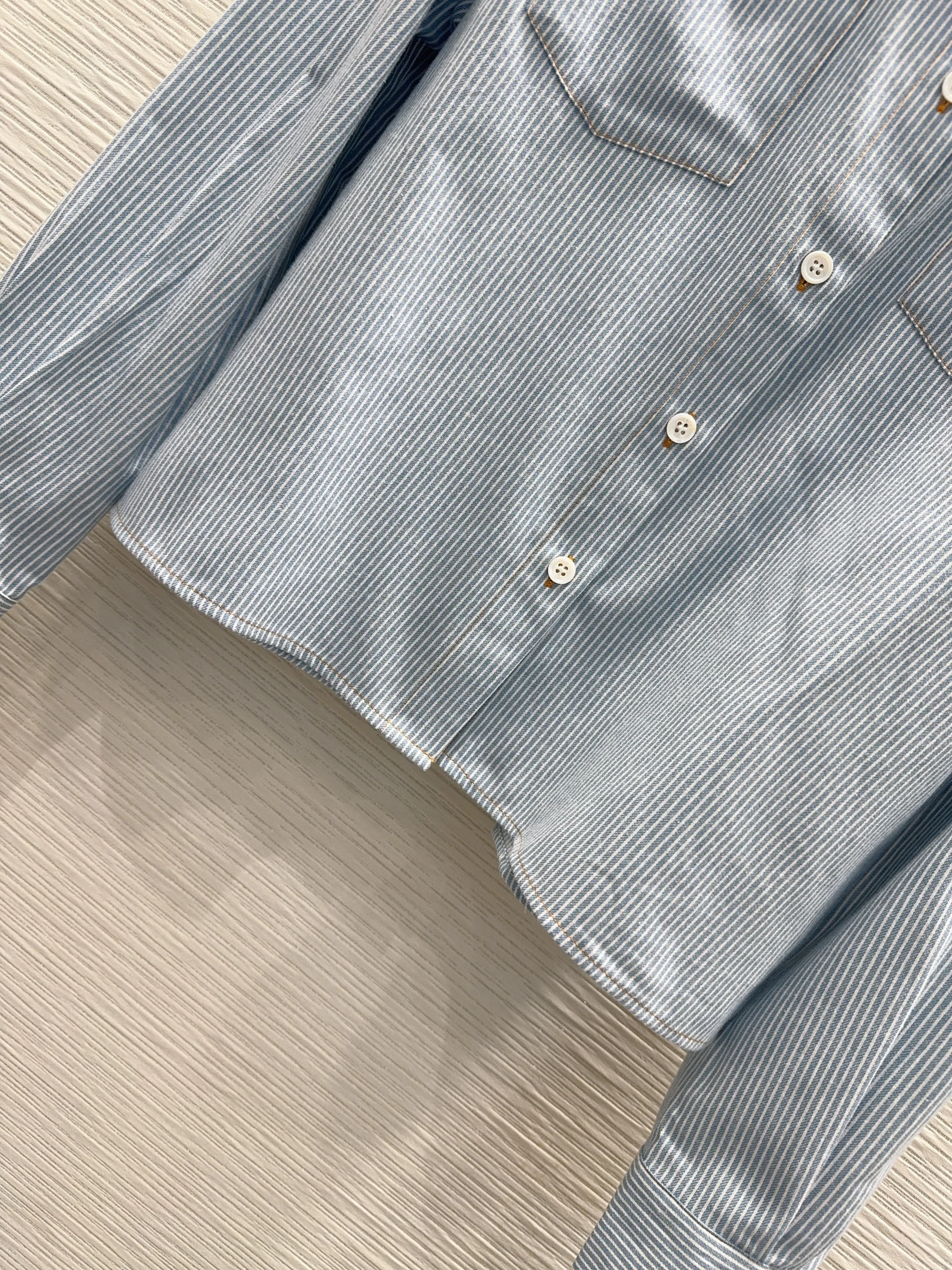미우미우 2026 SS 여성 셔츠 97187 Miu Miu Shirt 상세 이미지 14