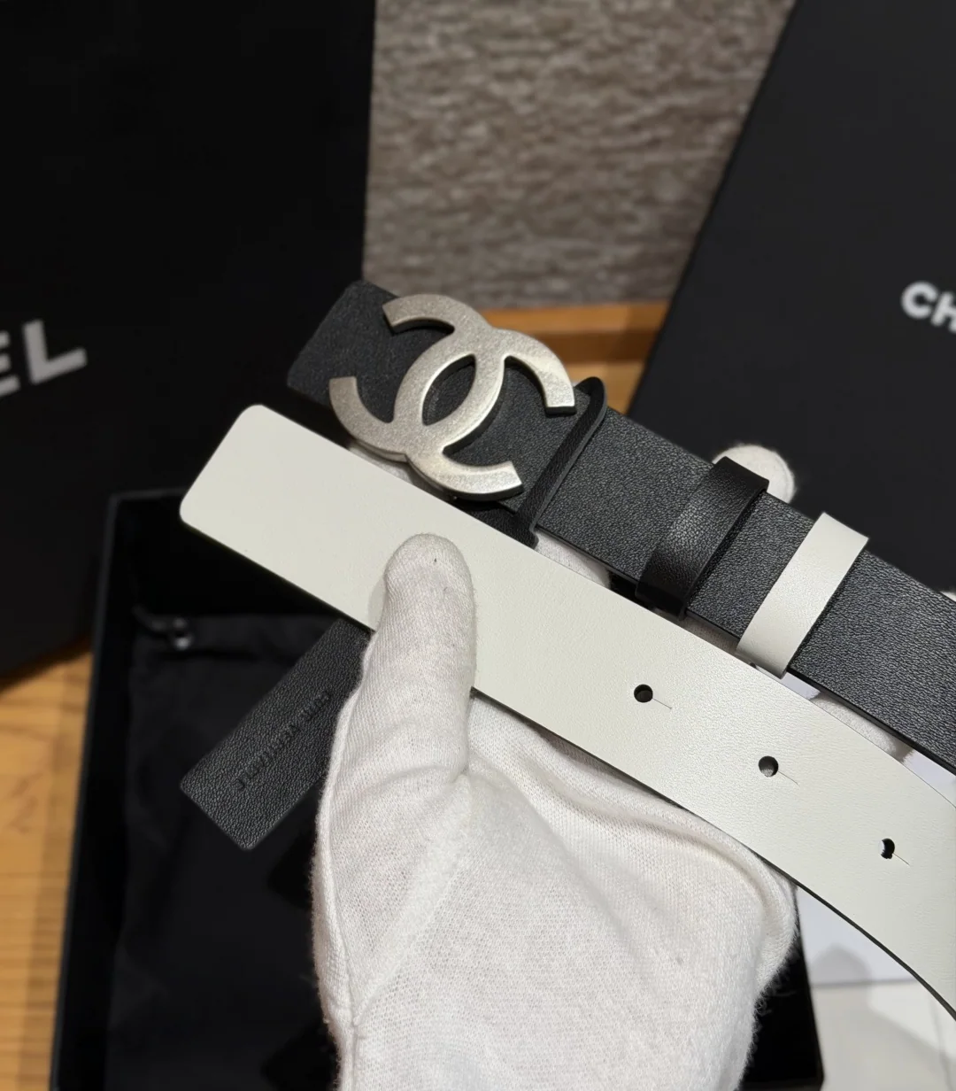 샤넬 리버시블 카프스킨 더블 C 버클 벨트 상세 이미지 7