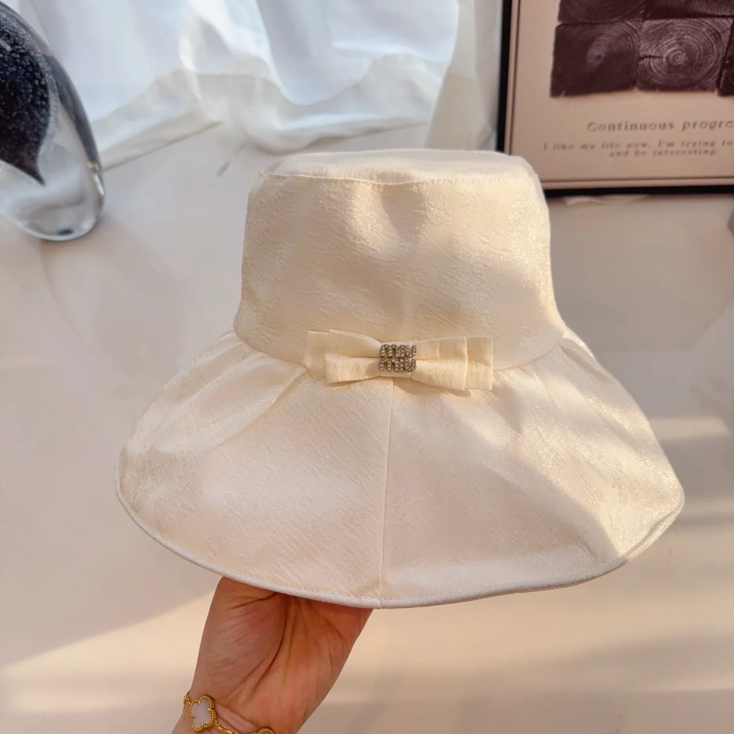 미우미우 모자 81255 Miu Miu Cap 상세 이미지 3