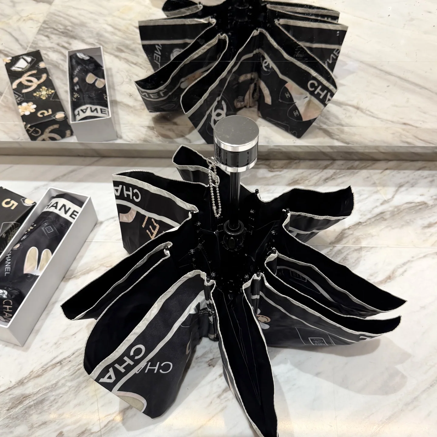 샤넬 우산 85278 Chanel Umbrella 상세 이미지 5