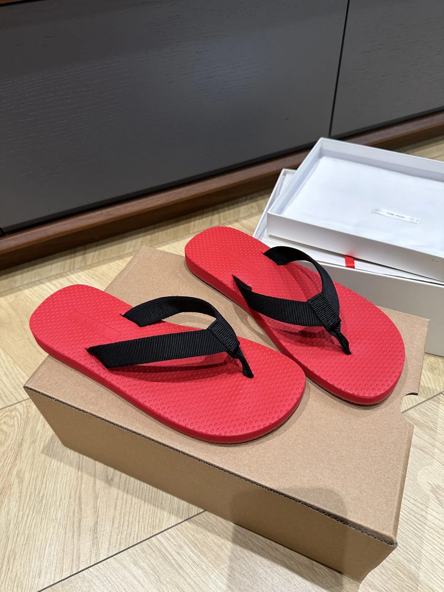 더로우 슬리퍼 상세 이미지 1