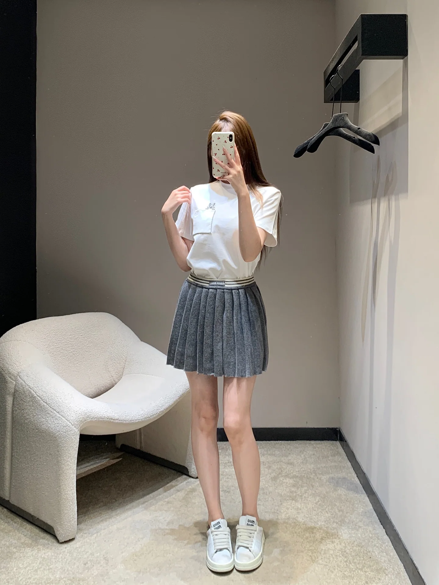 루이비통 자수 오버핏 코튼 반팔 티셔츠 5917 상세 이미지 4