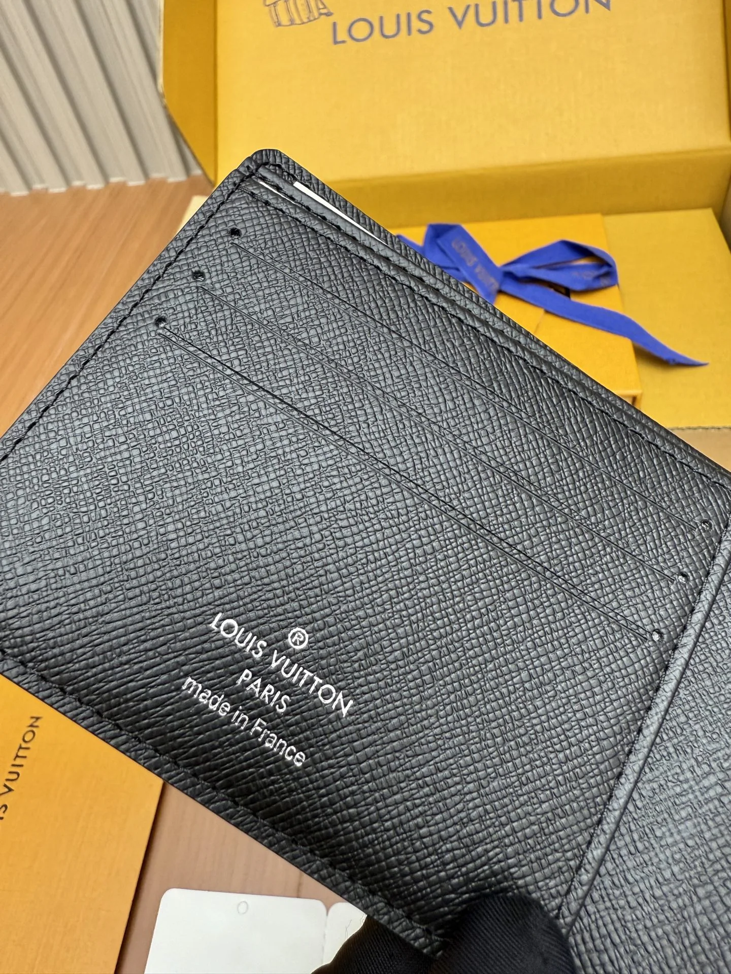 루이비통 M62663 스틸 지갑 상세 이미지 9
