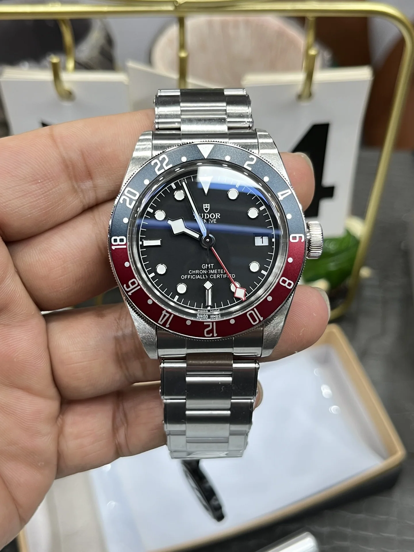 튜더 블랙베이 GMT 레드 블루 베젤 ZF 공장 2836 오토매틱 남성 시계 레플리카 45587 Tudor