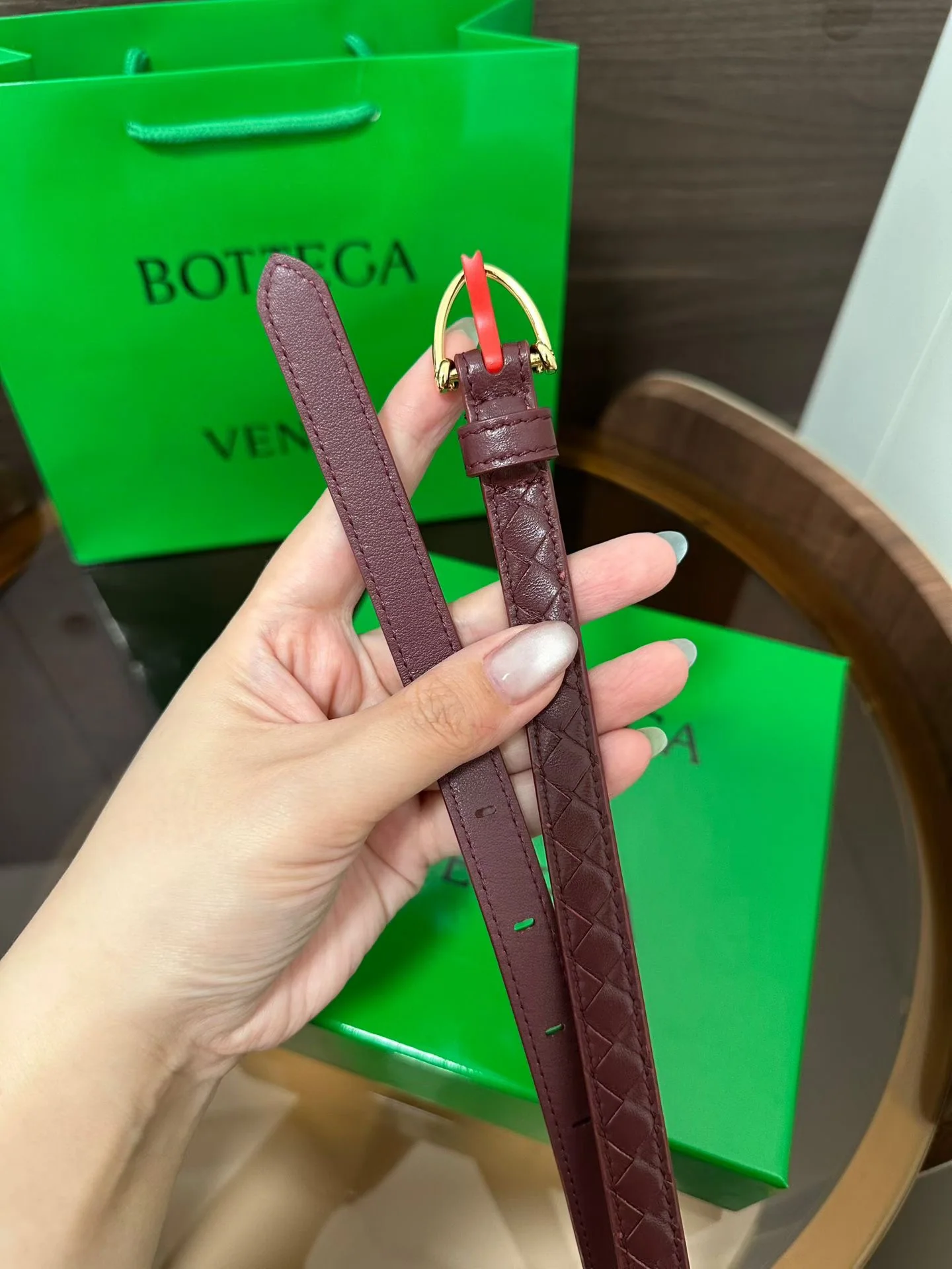 보테가베네타 빈티지 버클 송아지가죽 여성 벨트 상세 이미지 6