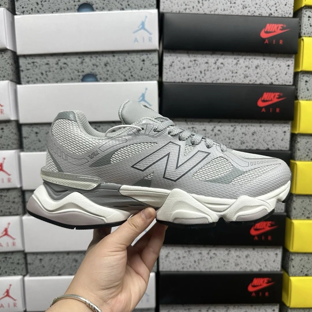 뉴발란스 [C] 9060 U90601NR 202244 New Balance 9060 Shoe Palace Black Silver 상세 이미지 10