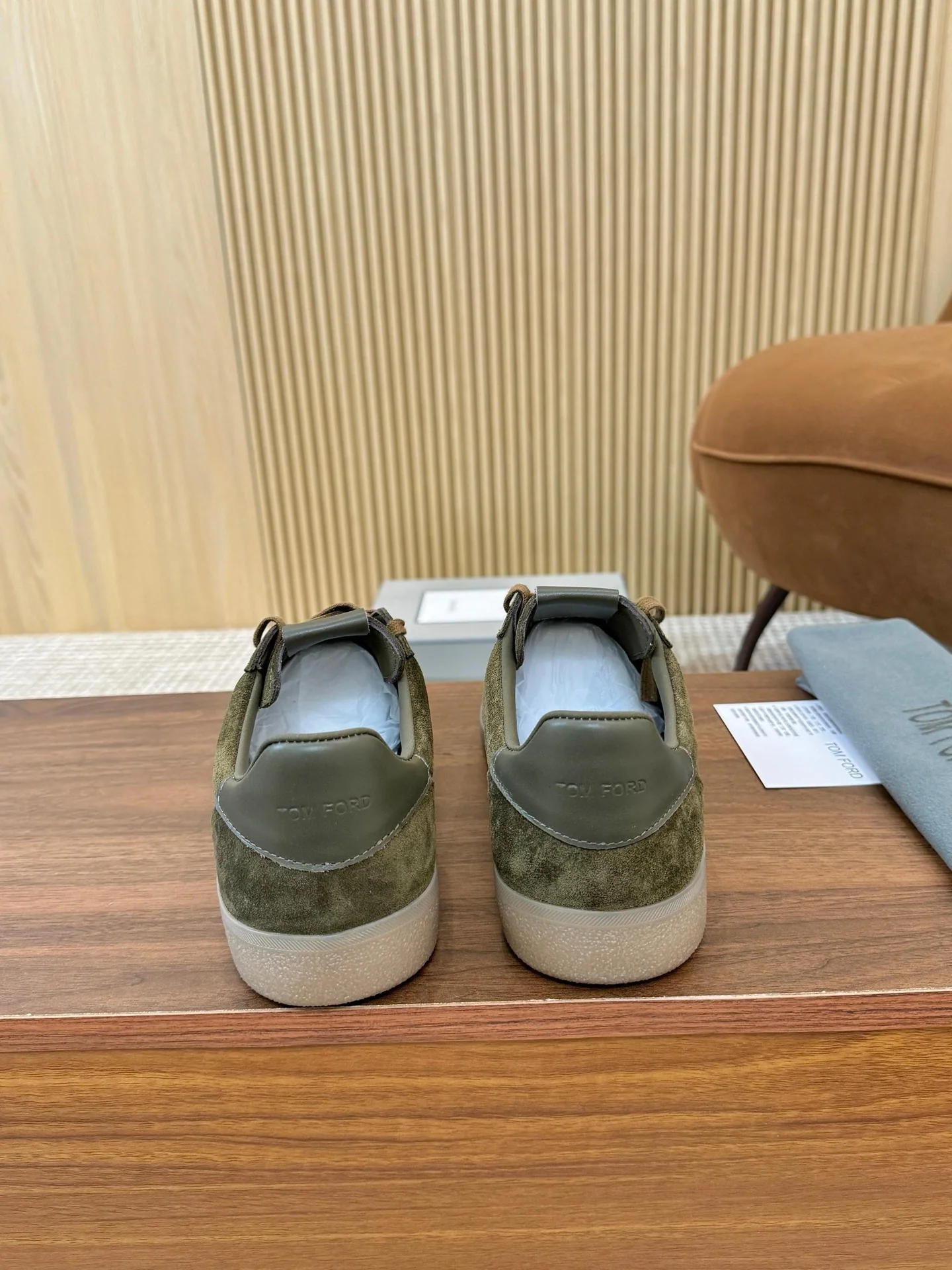 톰포드 남성 양가죽 신발 상세 이미지 4