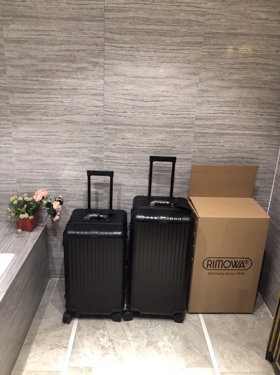 여행가방 리모와 스포츠 버전 여행가방 상세 이미지 1