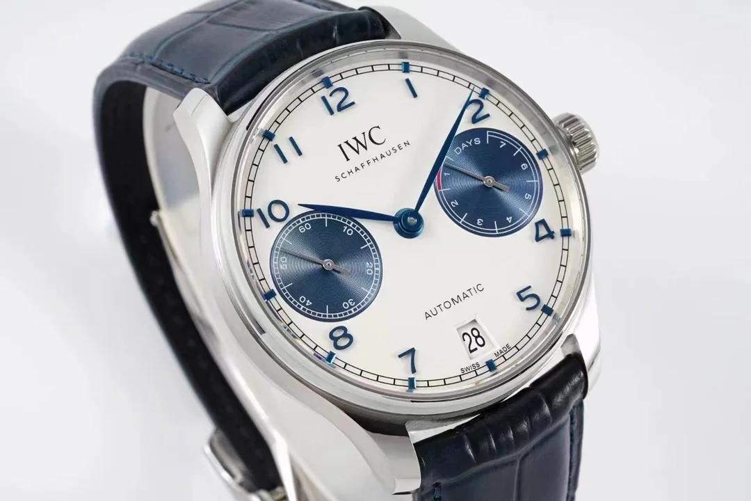 IWC 포르투기저 7 데이즈 파워리저브 시계 상세 이미지 3