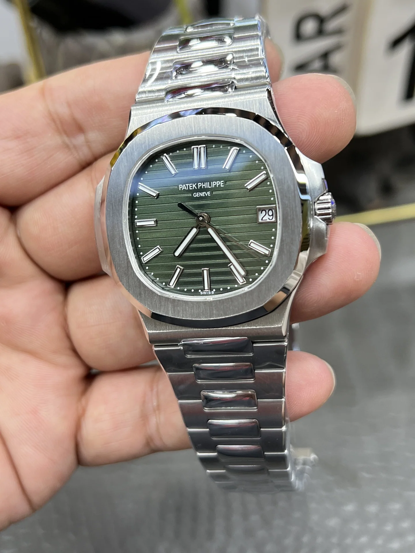 파텍필립 노틸러스 5711 다이아 자동 레플리카 43969 Patek Philippe 상세 이미지 5