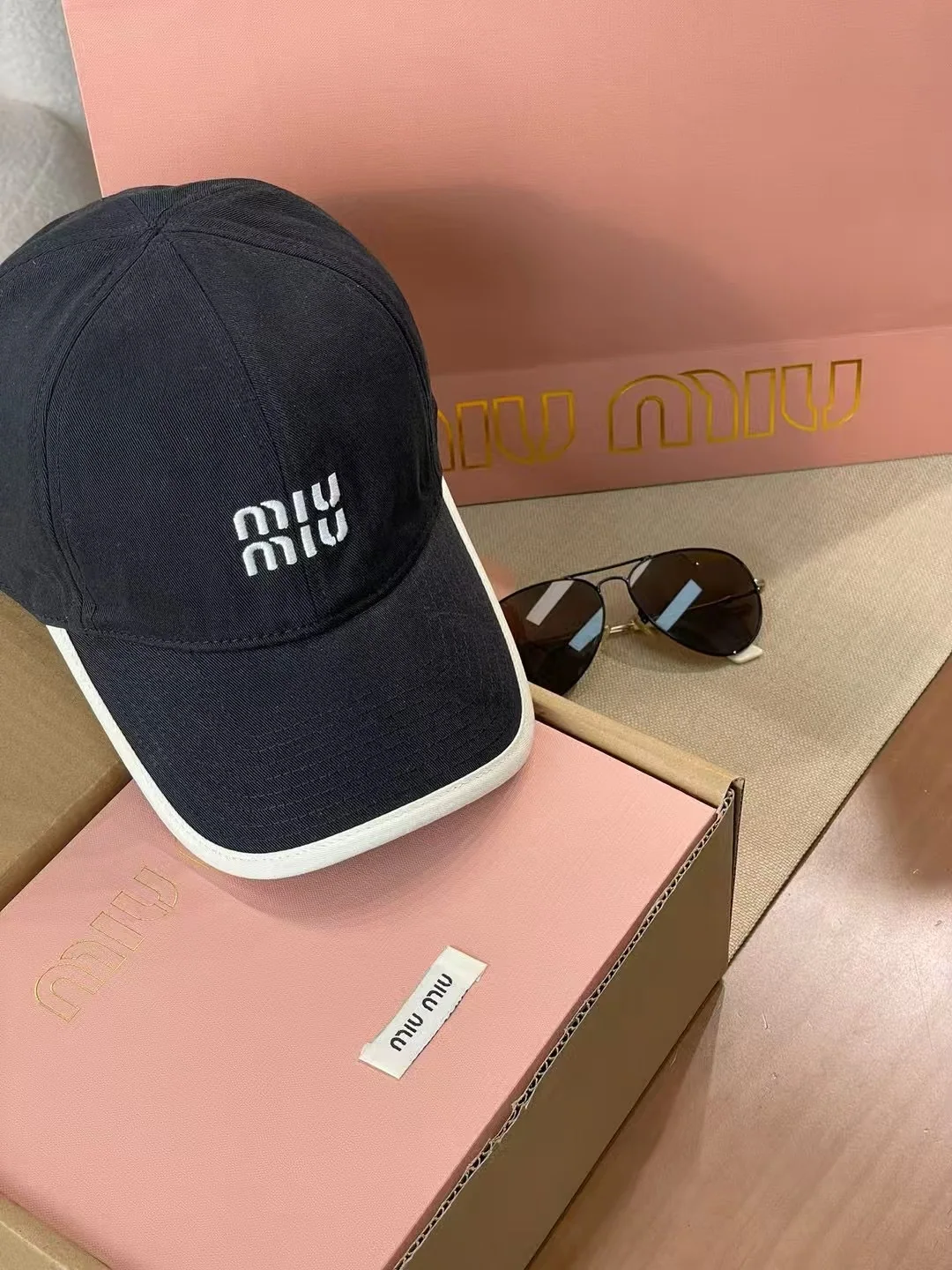 미우미우 모자 81481 Miu Miu Cap 상세 이미지 13