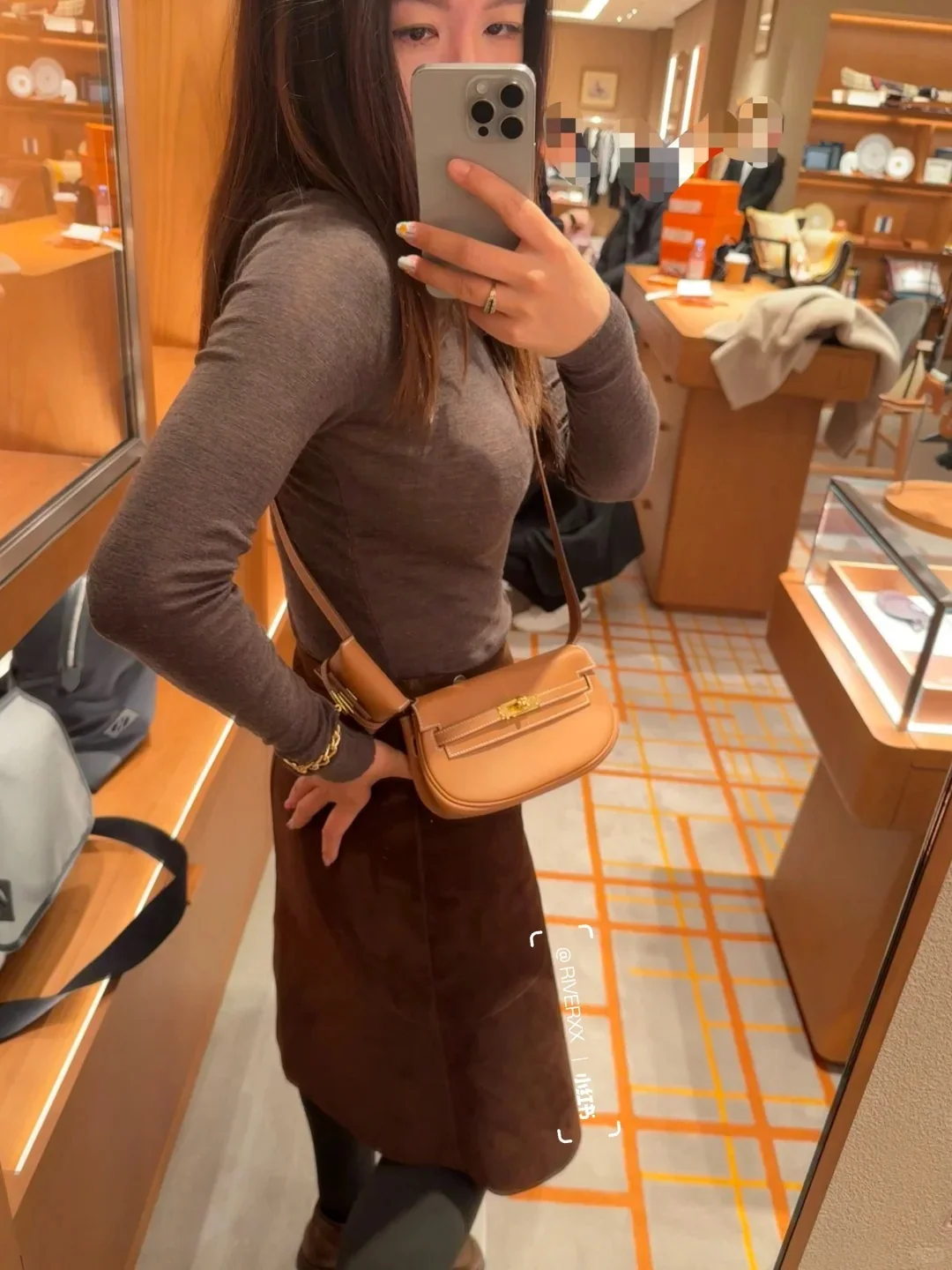 에르메스 켈리 무브 가방 상세 이미지 4