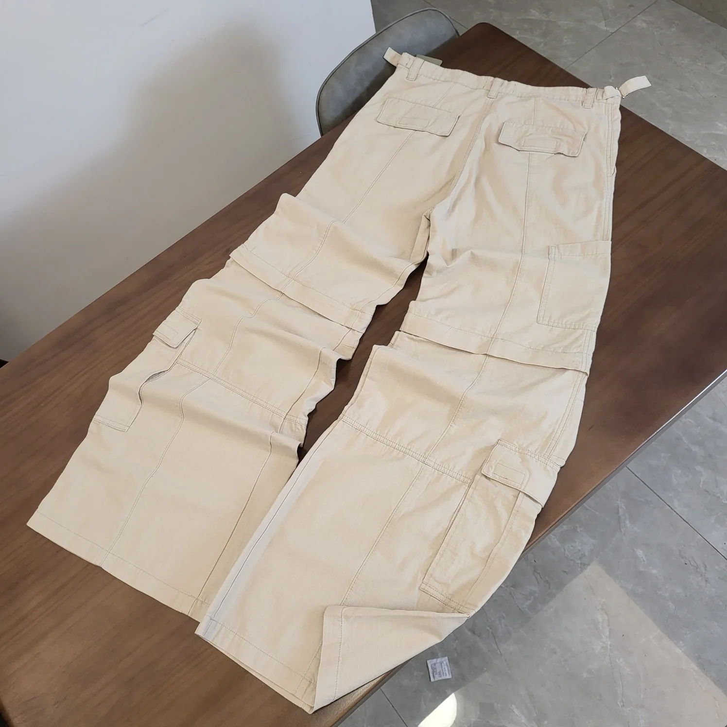 발렌시아가 코튼 집업 지퍼 반바지 2024 SS 상세 이미지 1