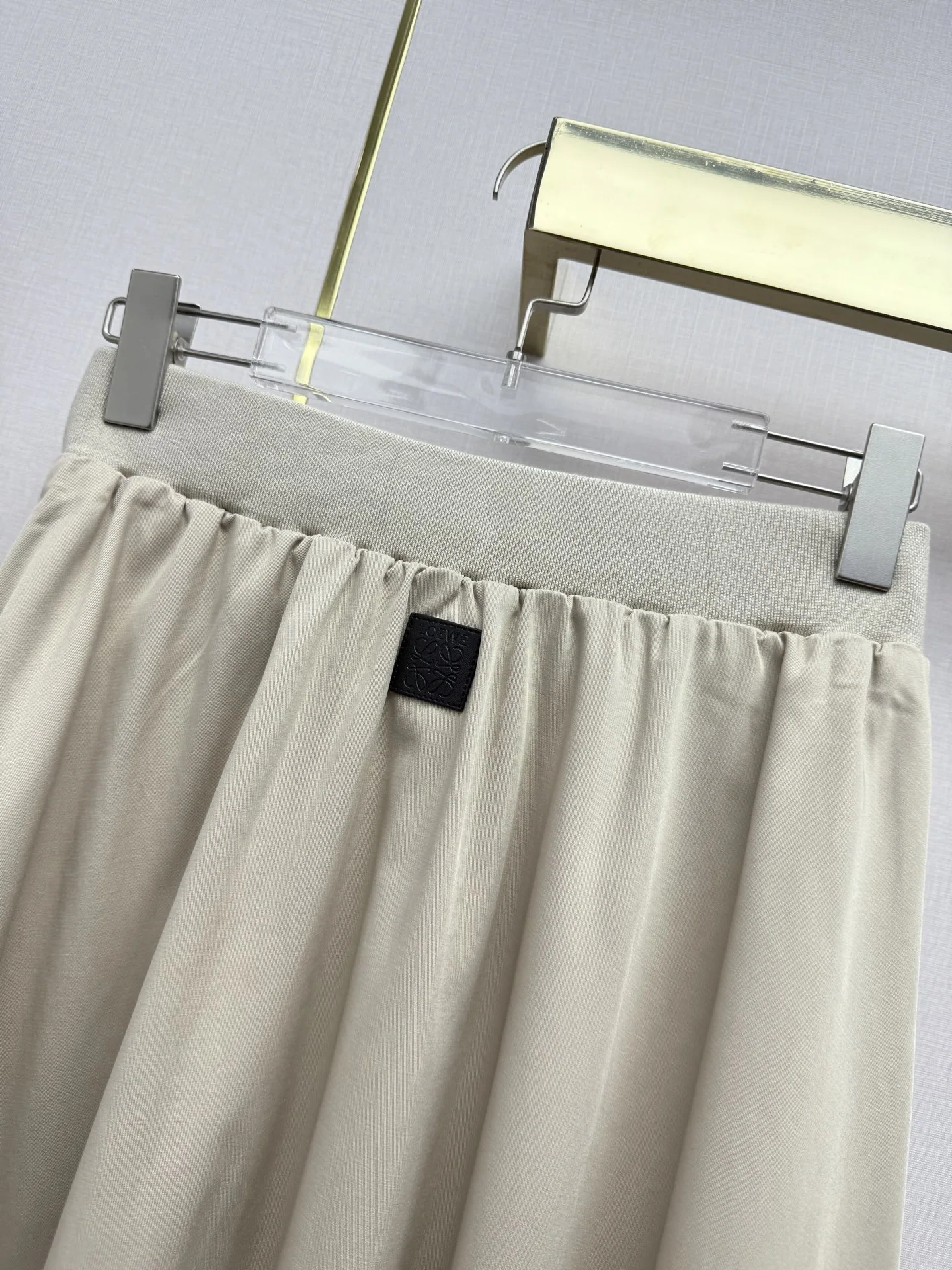 로에베 A라인 더블 포켓 미디 스커트 상세 이미지 8