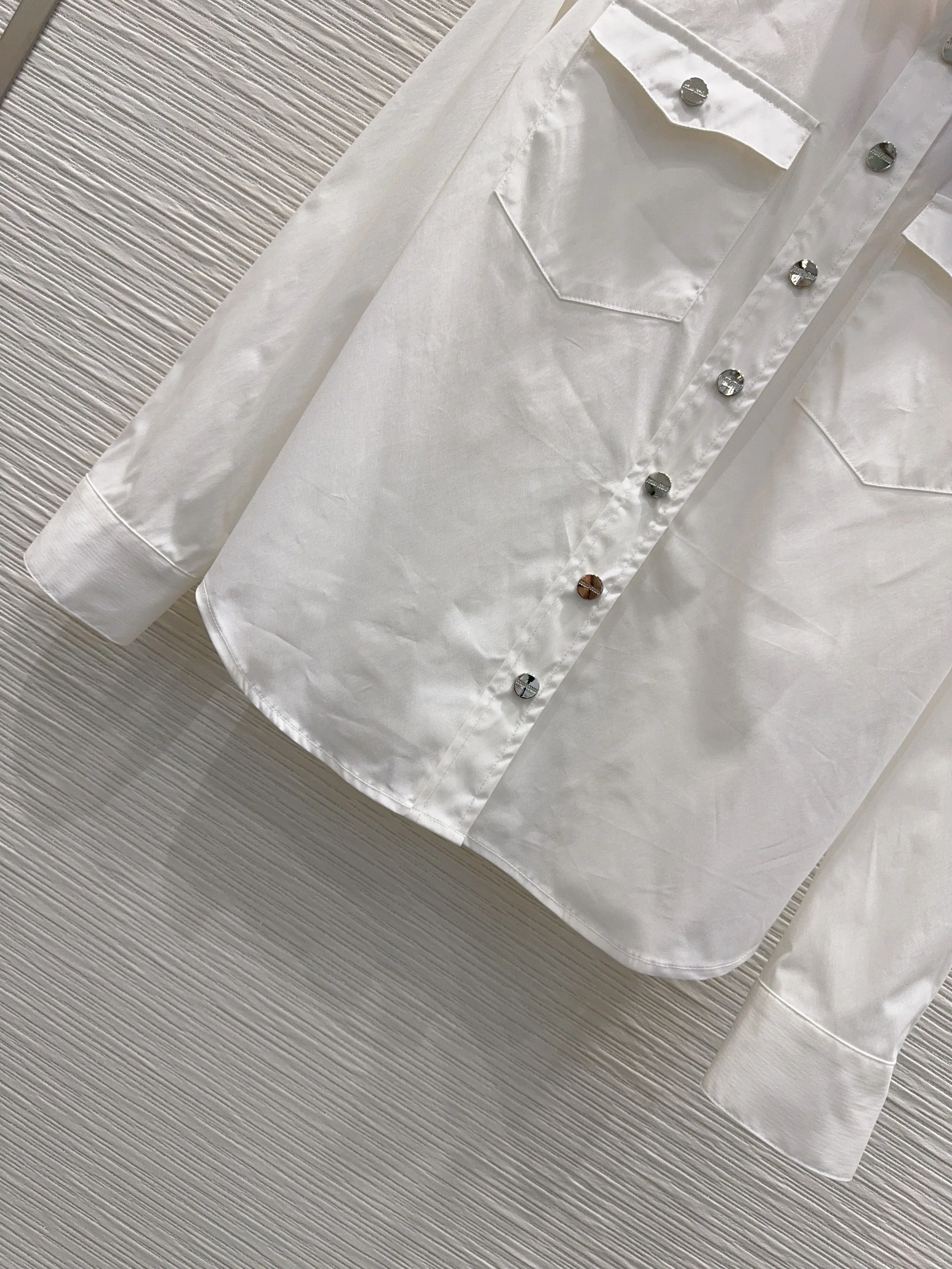 미우미우 2026 SS 여성 셔츠 97195 Miu Miu Shirt 상세 이미지 14