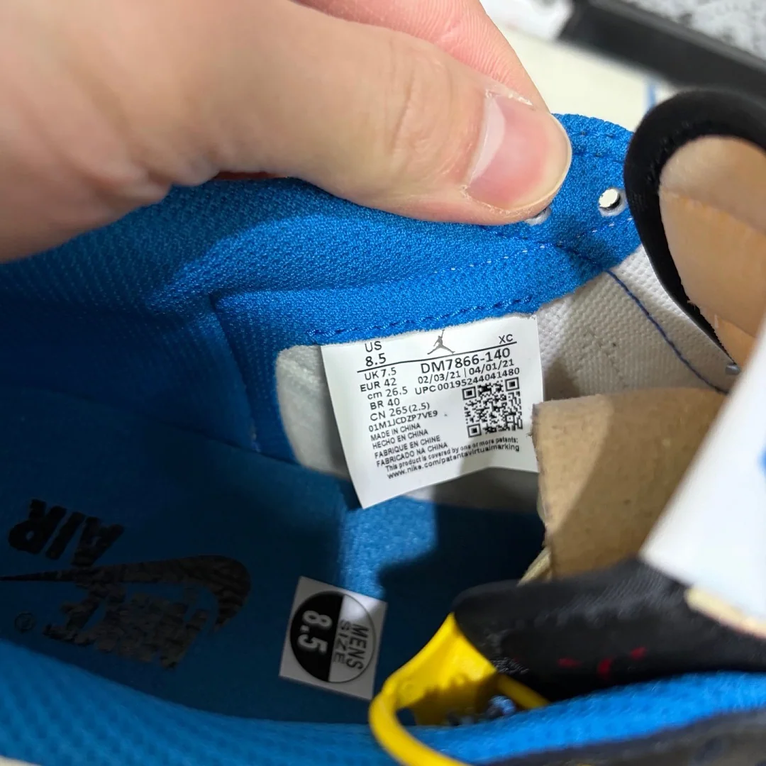 나이키 [GX] DM7866-140 201769 Nike Fragment X Travis Scott 1 상세 이미지 4