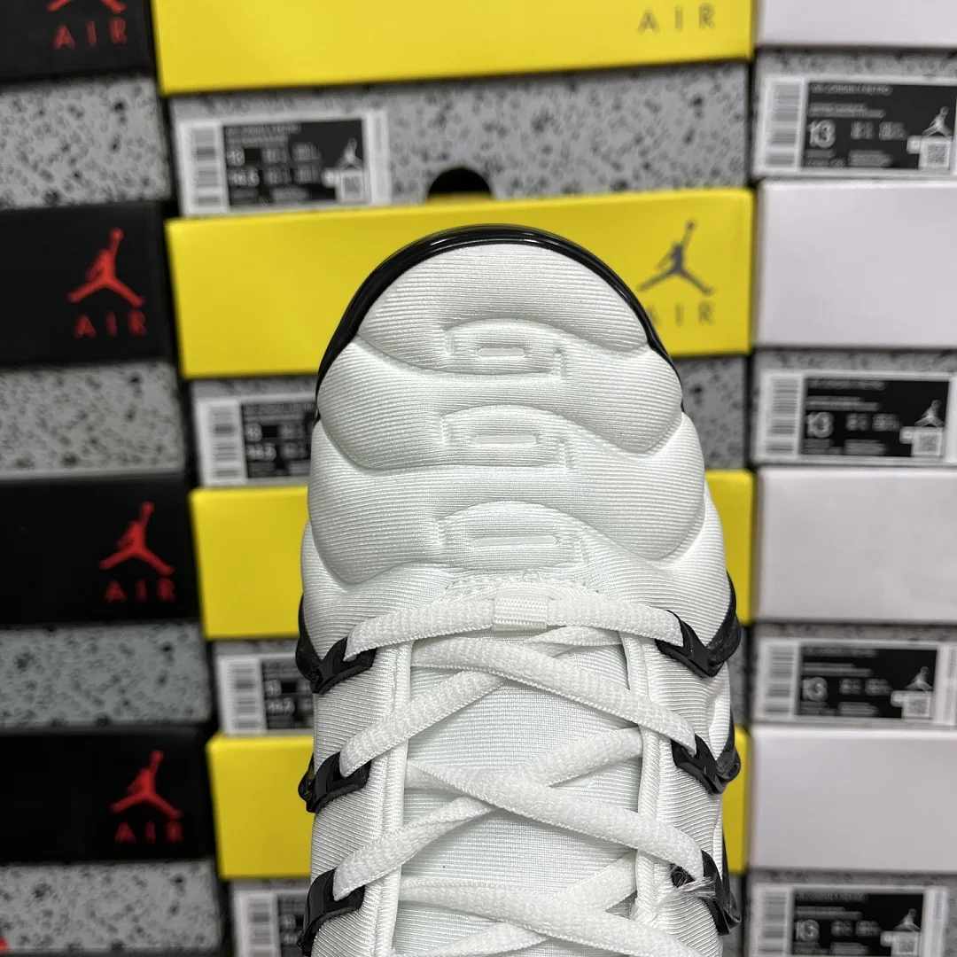 나이키 [OT] 에어 베이퍼맥스 플러스 화이트 블랙 924453-006 201590 Nike Air VaporMax Plus 상세 이미지 3
