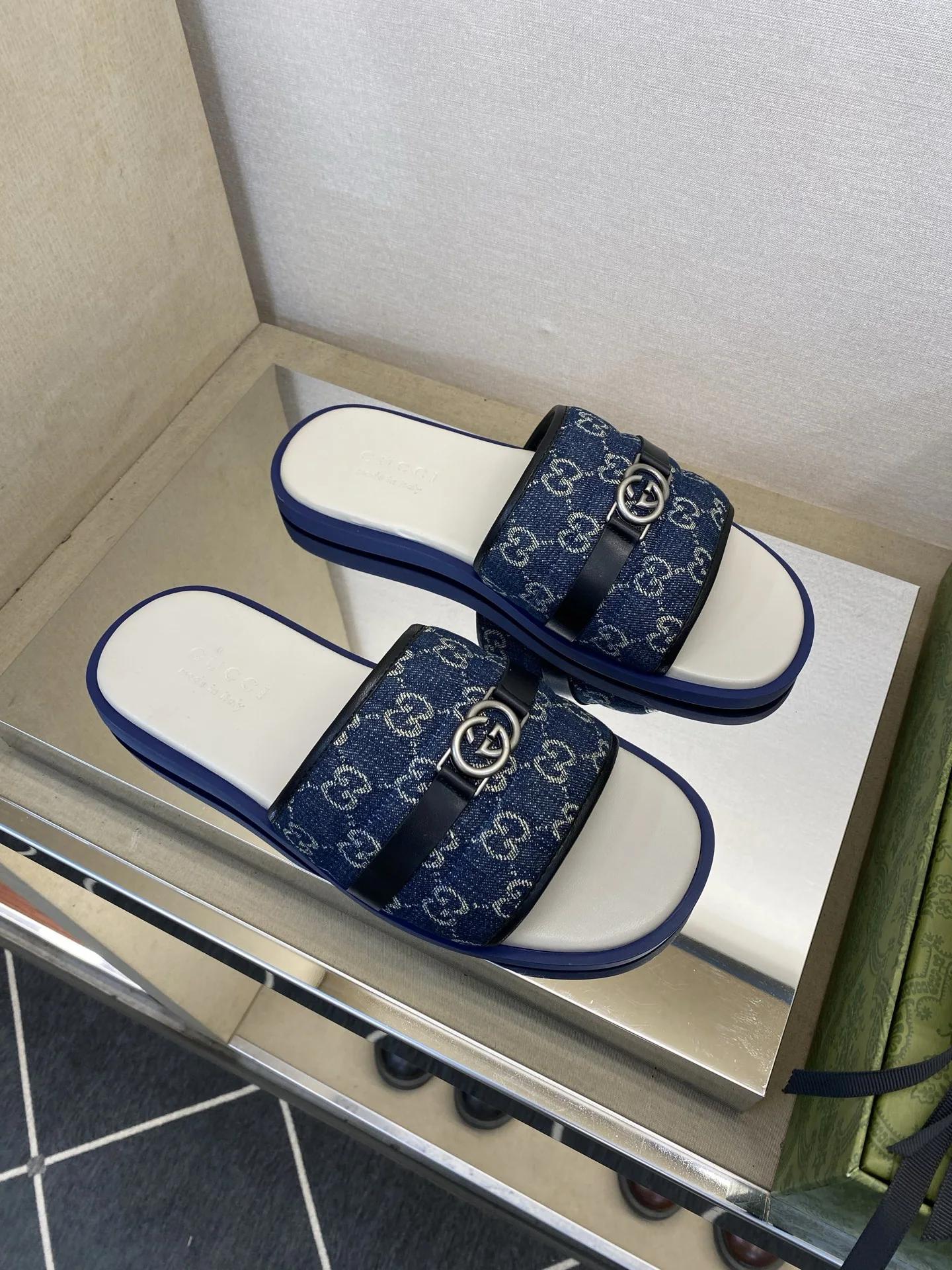 구찌 더블 G 자수 캔버스 남성 슬리퍼 상세 이미지 3