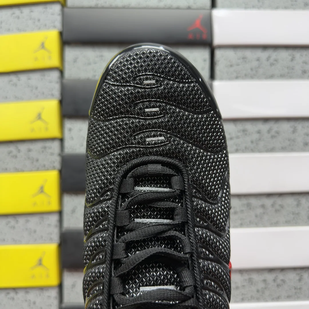 나이키 [BD] 에어 맥스 플러스 DO6383-001 201863 Nike Air Max Plus Metal Mesh Black Red 상세 이미지 6