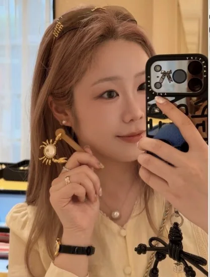 샤넬 골드 도금 게 모양 귀걸이 상세 이미지 2