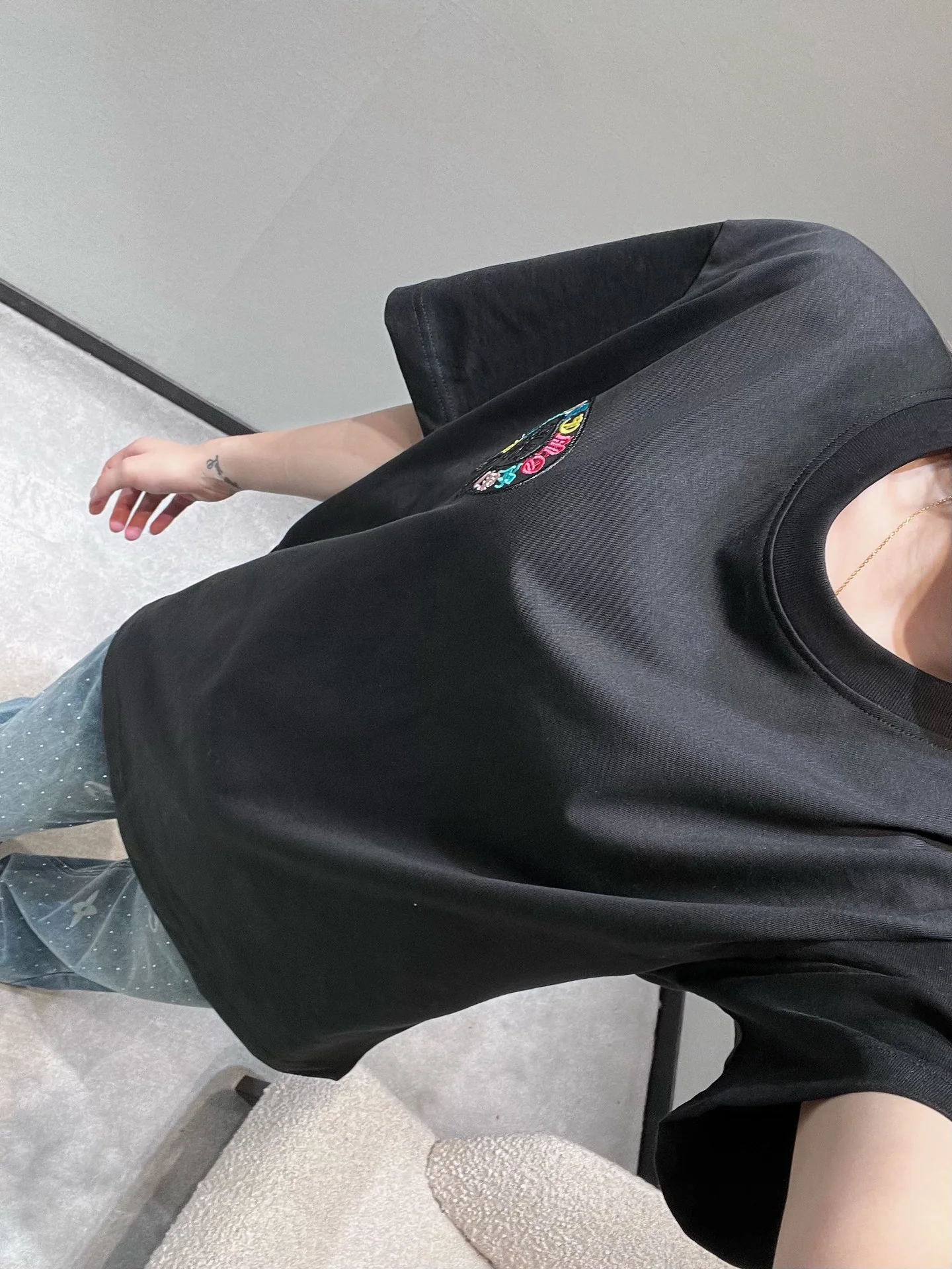 크롬하츠 컬러풀 배지 자수 반팔 티셔츠 상세 이미지 5