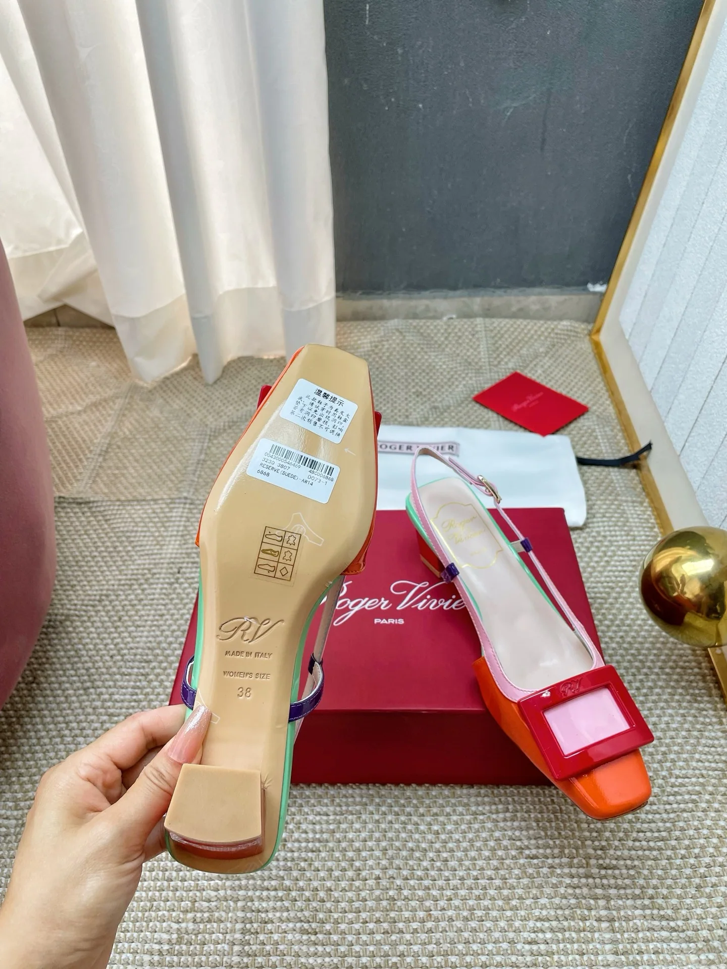로저비비에 벨 비비에 버클 청키힐 여성 신발 상세 이미지 9