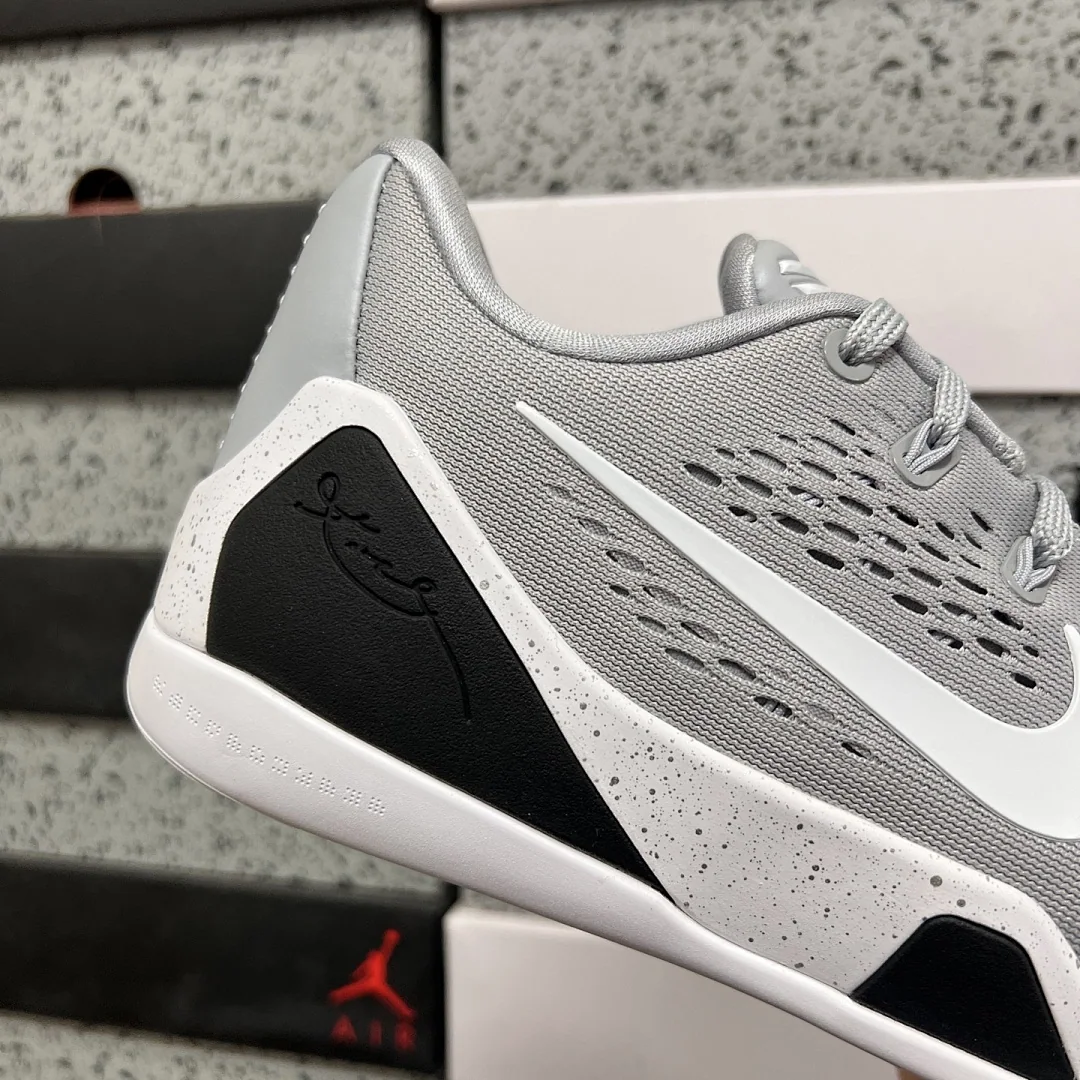 나이키 [GX] 코비 9 EM 로우 프로트로 TB IH1401-001 201389 Nike Kobe 9 EM Low Protro TB Wolf 상세 이미지 8
