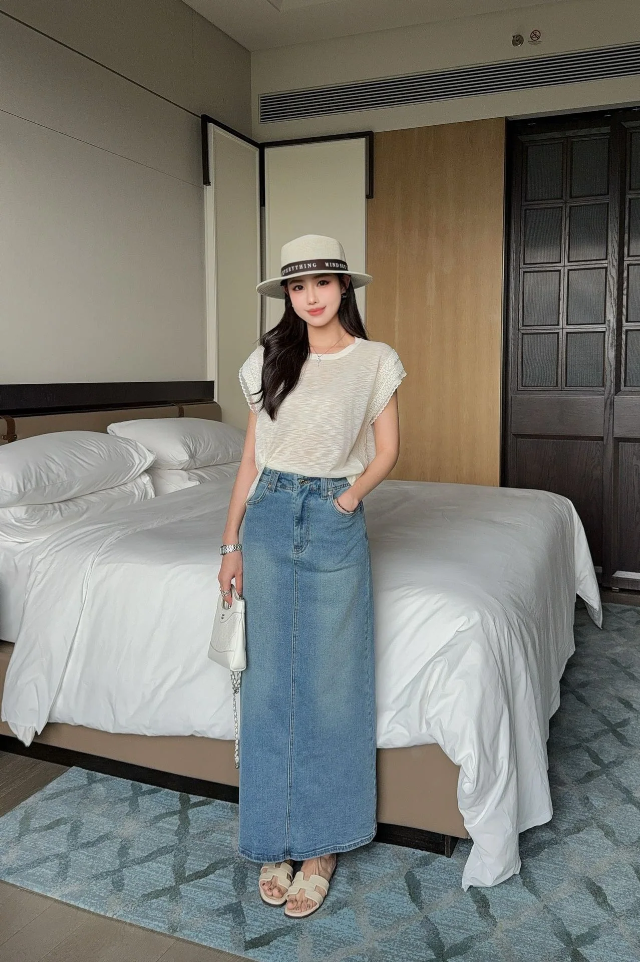 디올 나비 자수 여성 데님 맥시 스커트 상세 이미지 1