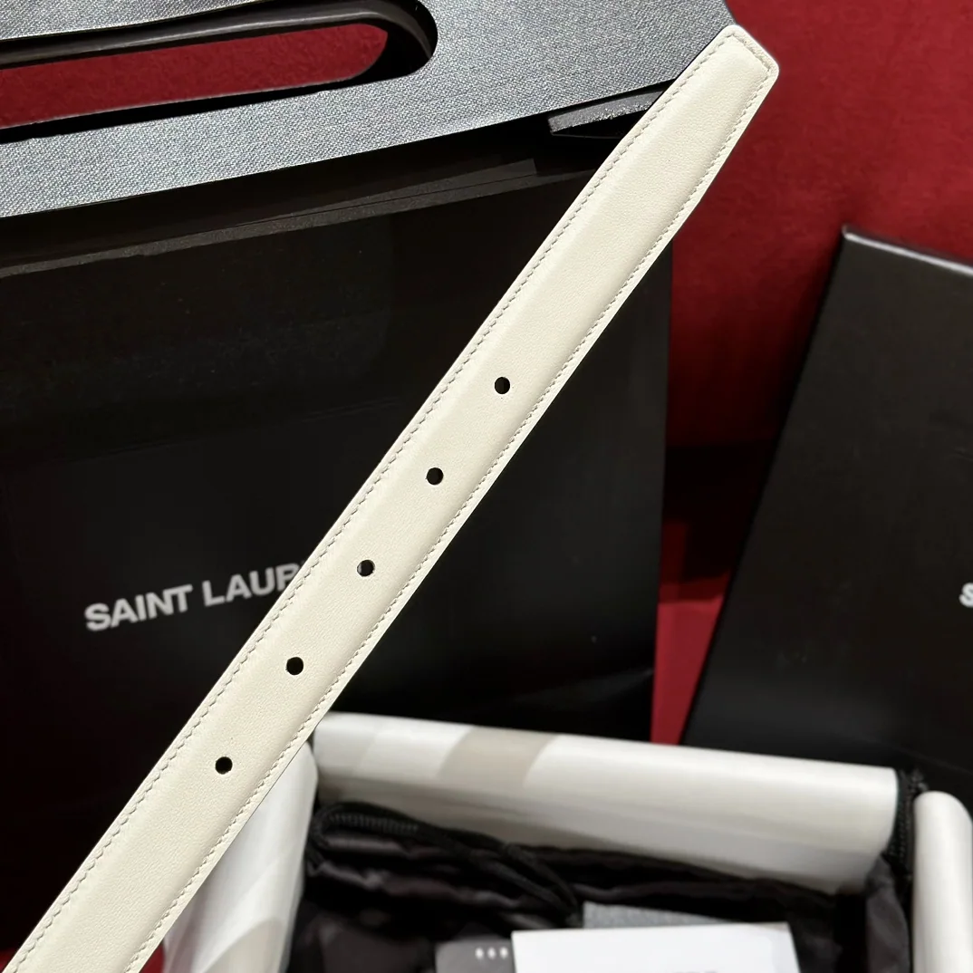 생로랑 YSL 금속 버클 양면 카프스킨 벨트 상세 이미지 5