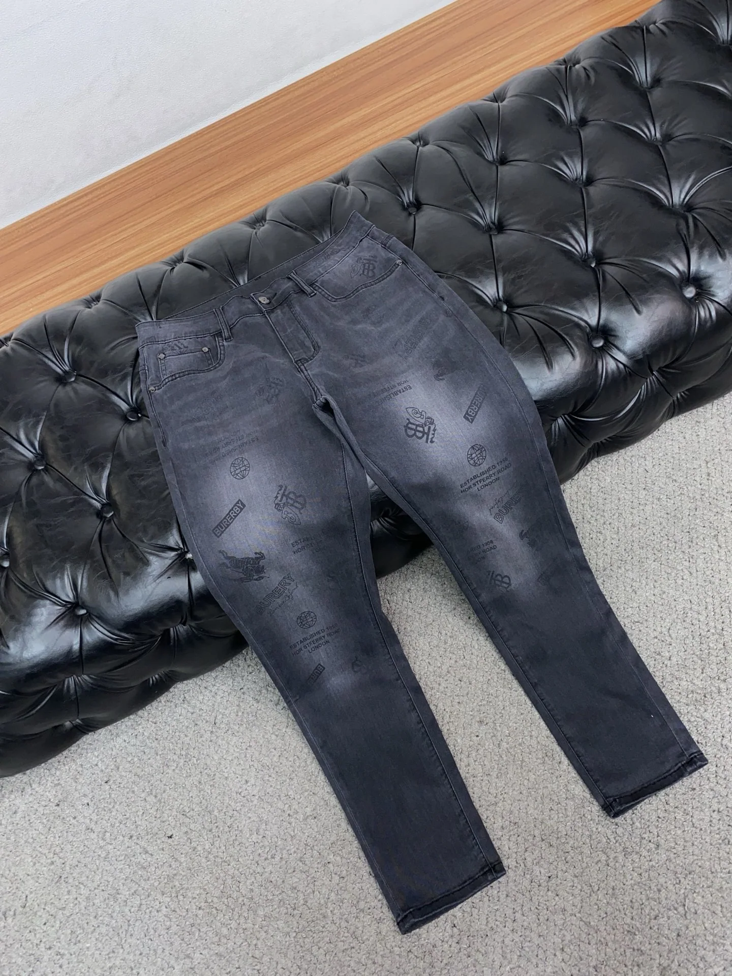 버버리 데님 남성 청바지 상세 이미지 6