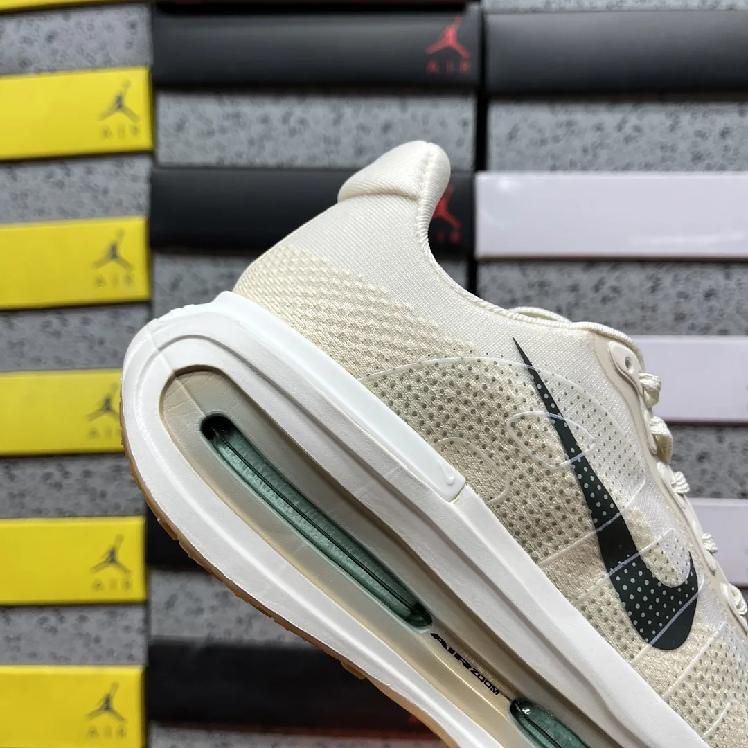 나이키 [CG] 보메로 프리미엄 HQ2050-106 202003 Nike Vomero Premium Pale Ivory Jade Horizon 상세 이미지 2