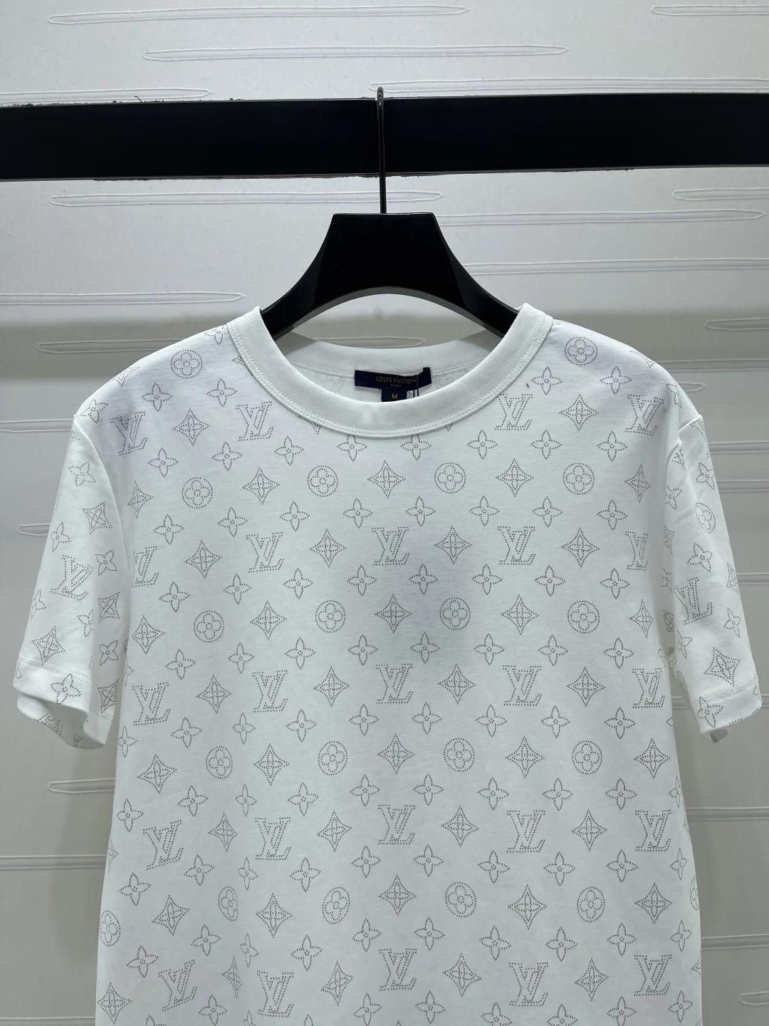 루이비통 여성 코튼 반팔 티셔츠 상세 이미지 4