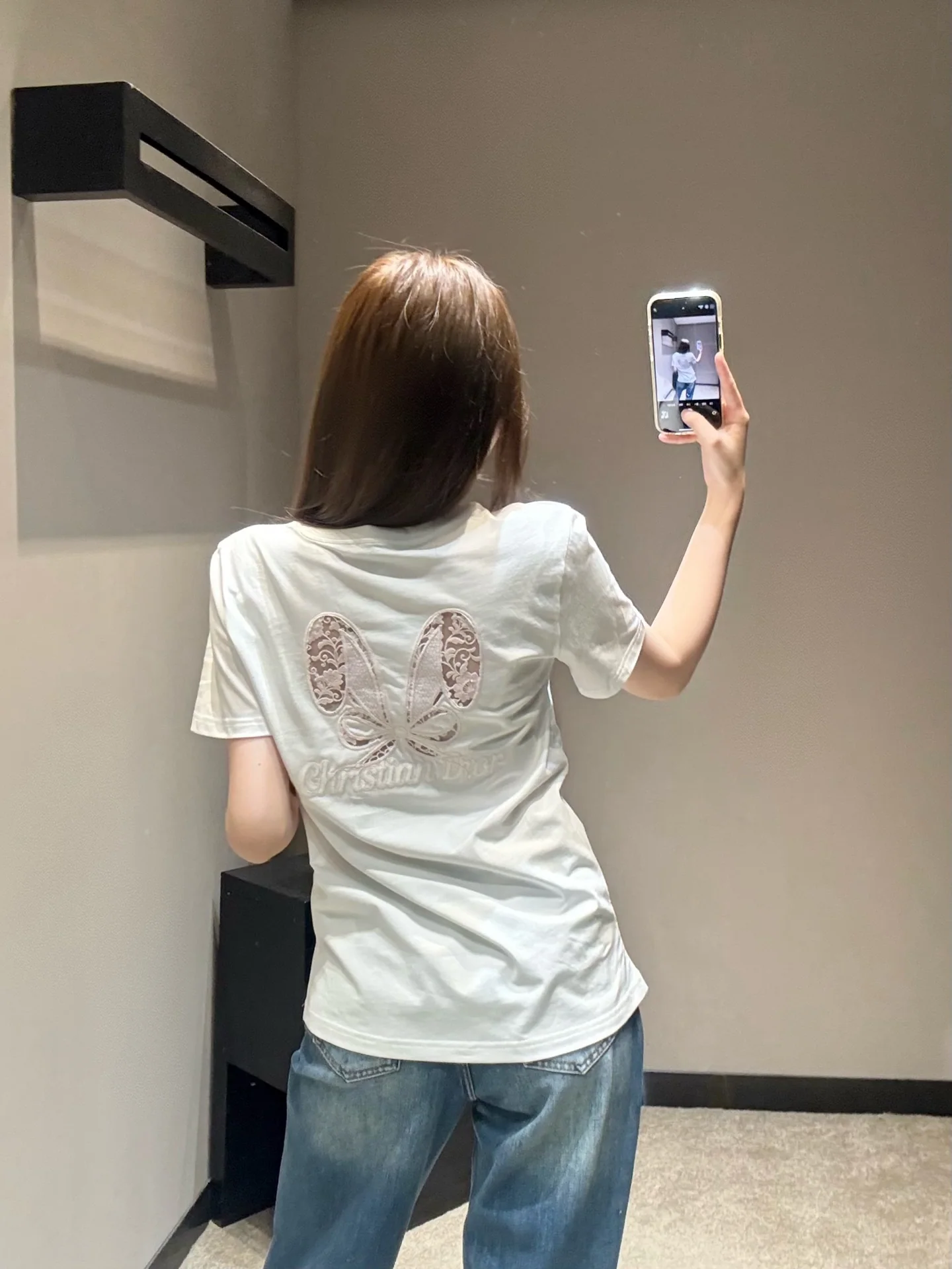 디올 자수 로고 여성 반팔 티셔츠 상세 이미지 3