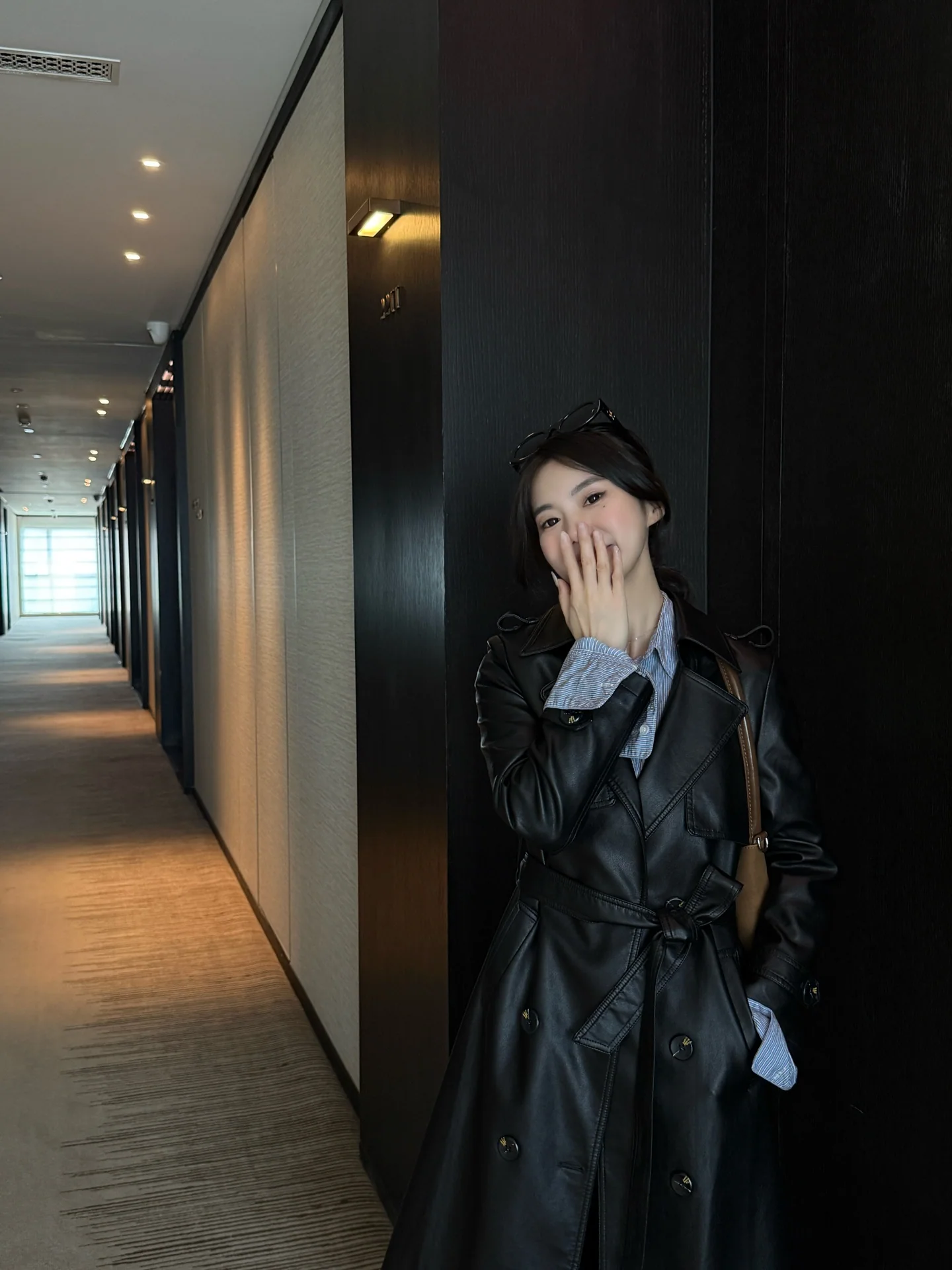 버버리 켄징턴 가죽 자켓 상세 이미지 6