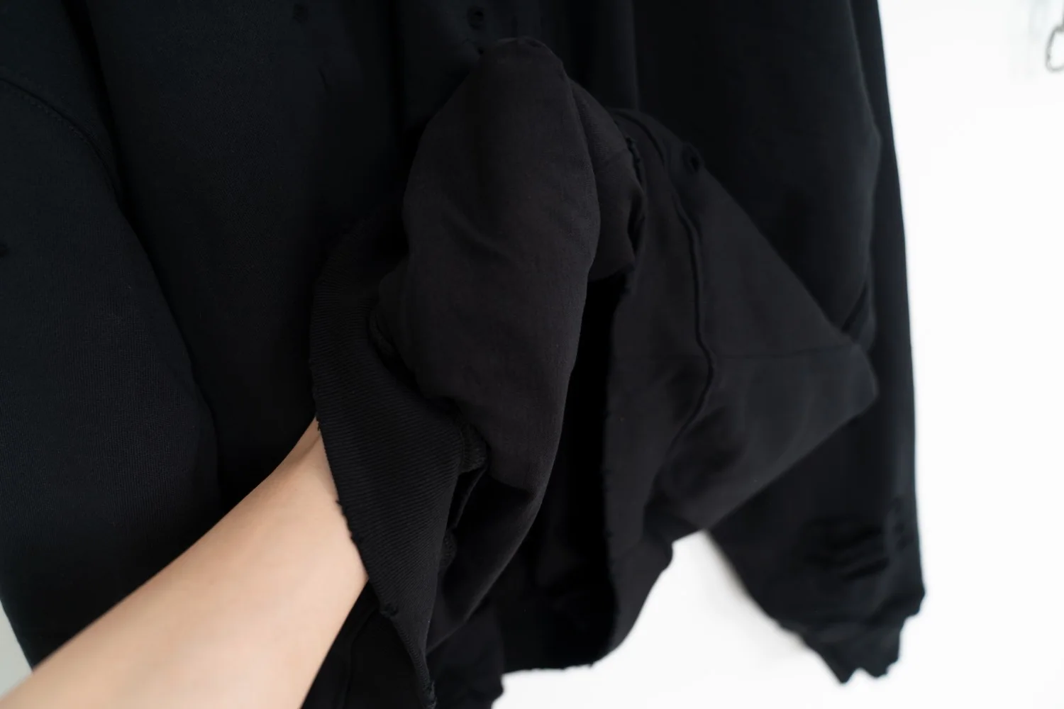 발렌시아가 남성 후드 파카 상세 이미지 8