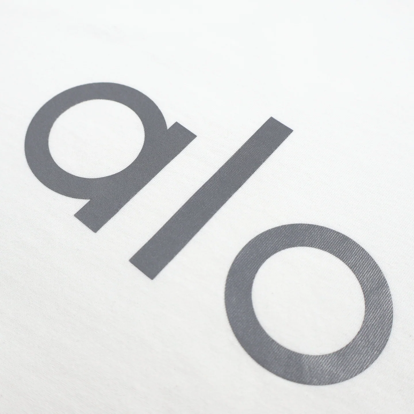 알로 반사 로고 남여공용 반팔 티셔츠 상세 이미지 4