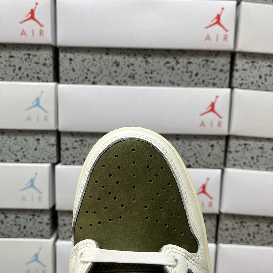 나이키 [PK4.0] DM7866-200 201936 Nike Travis Scott Medium Olive 상세 이미지 4